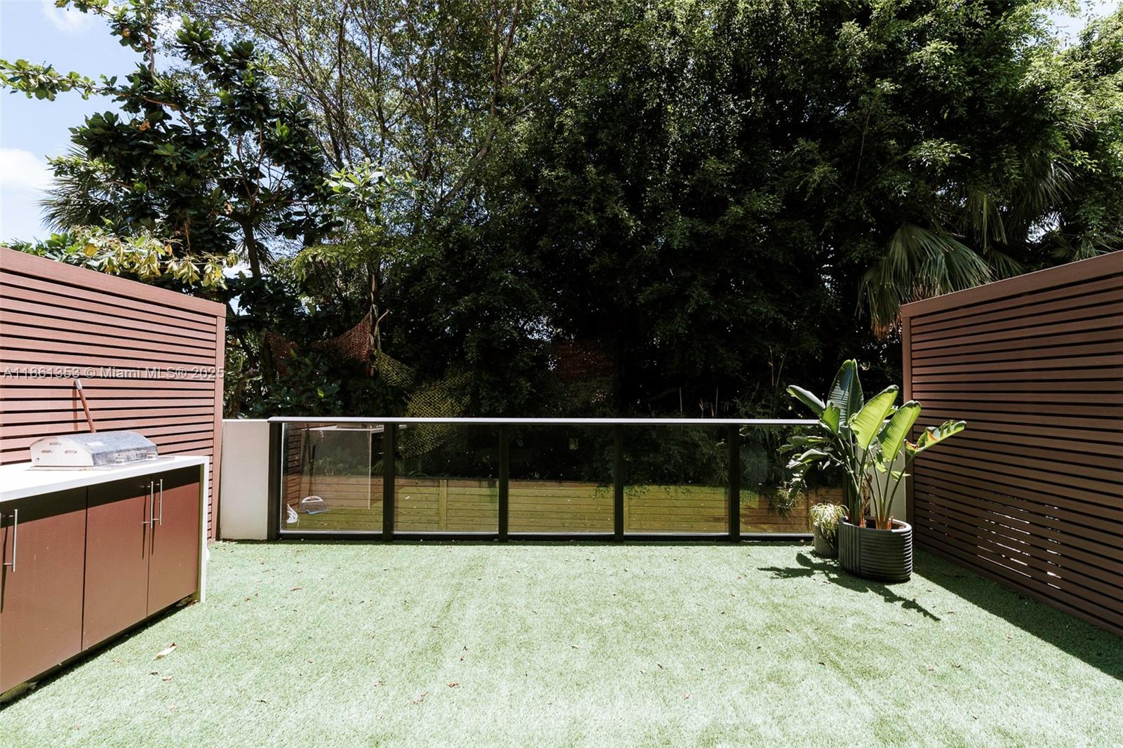 Property photo # 7