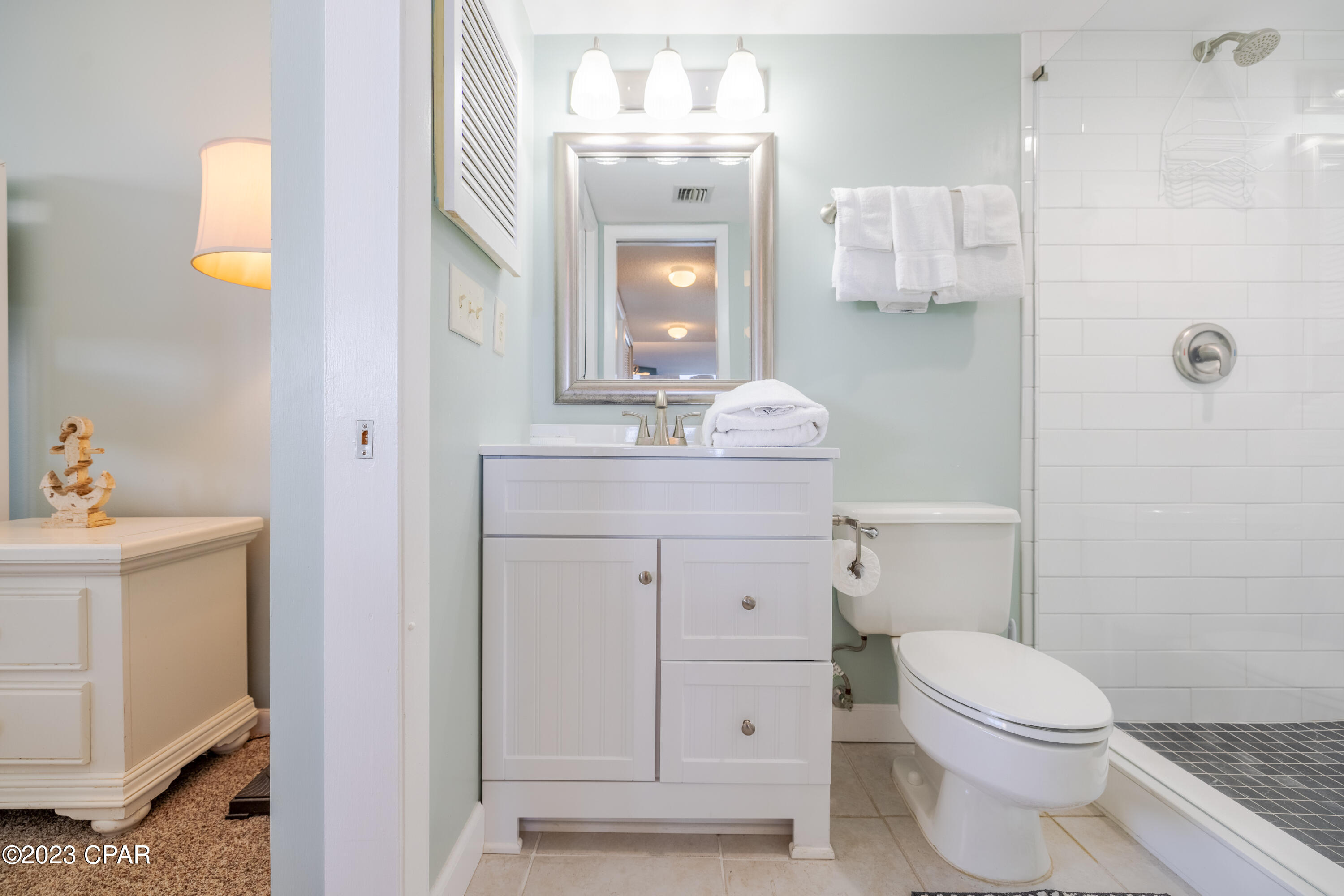 Inm Jfpkv1rn_tr246lsn6w9zdrv1qjlx4t5g03isrm