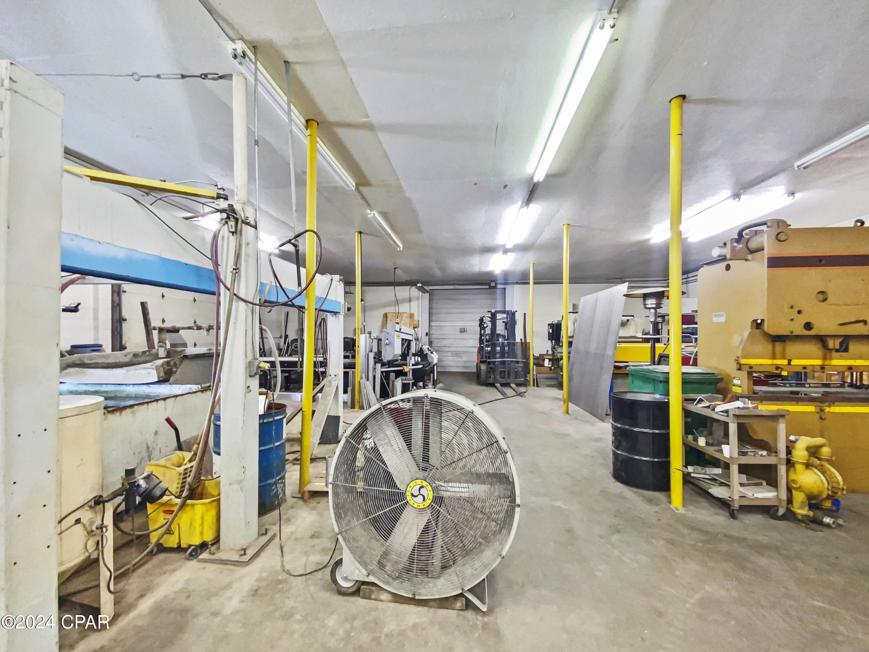 Rm_dbriffyucxxxnhk0 Lpbik6kx_buk1wt6zuxfr4w