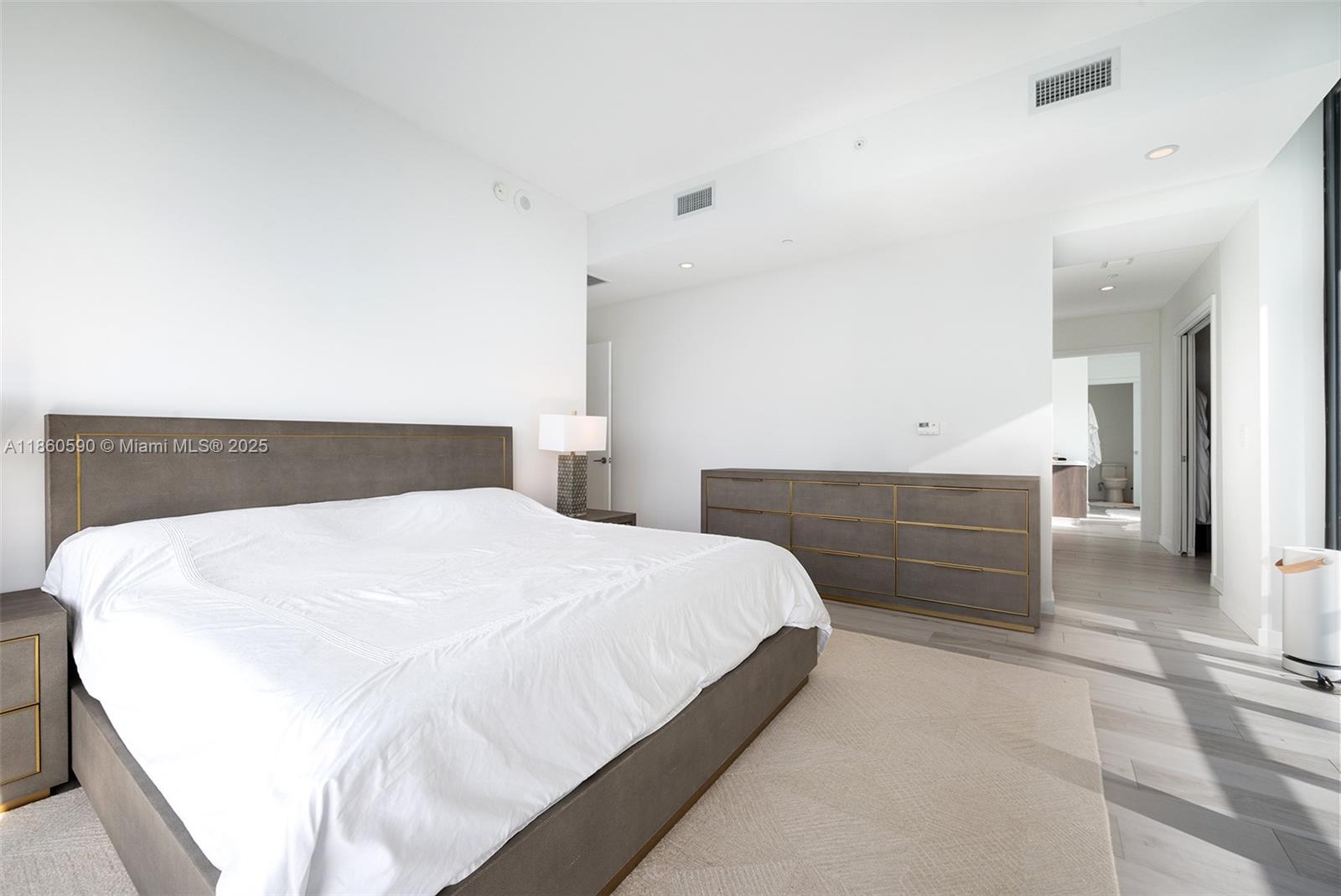 480 NE 31st St #4807, Miami FL 33137
