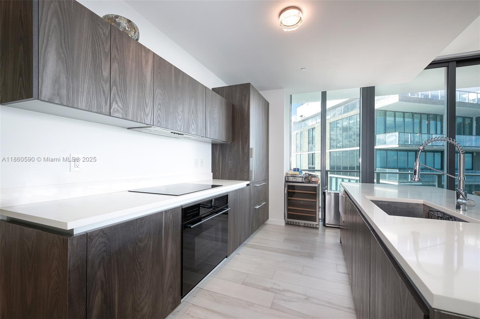 480 NE 31st St #4807, Miami FL 33137