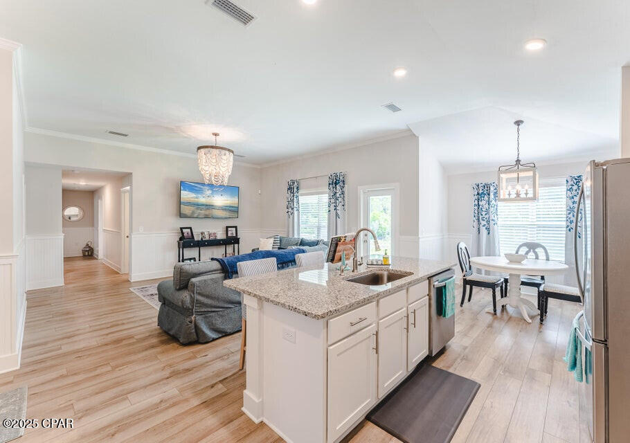 1m6edebbgop2vxr0d2_3 Htx Lvvwbfjh6y5govvvz4