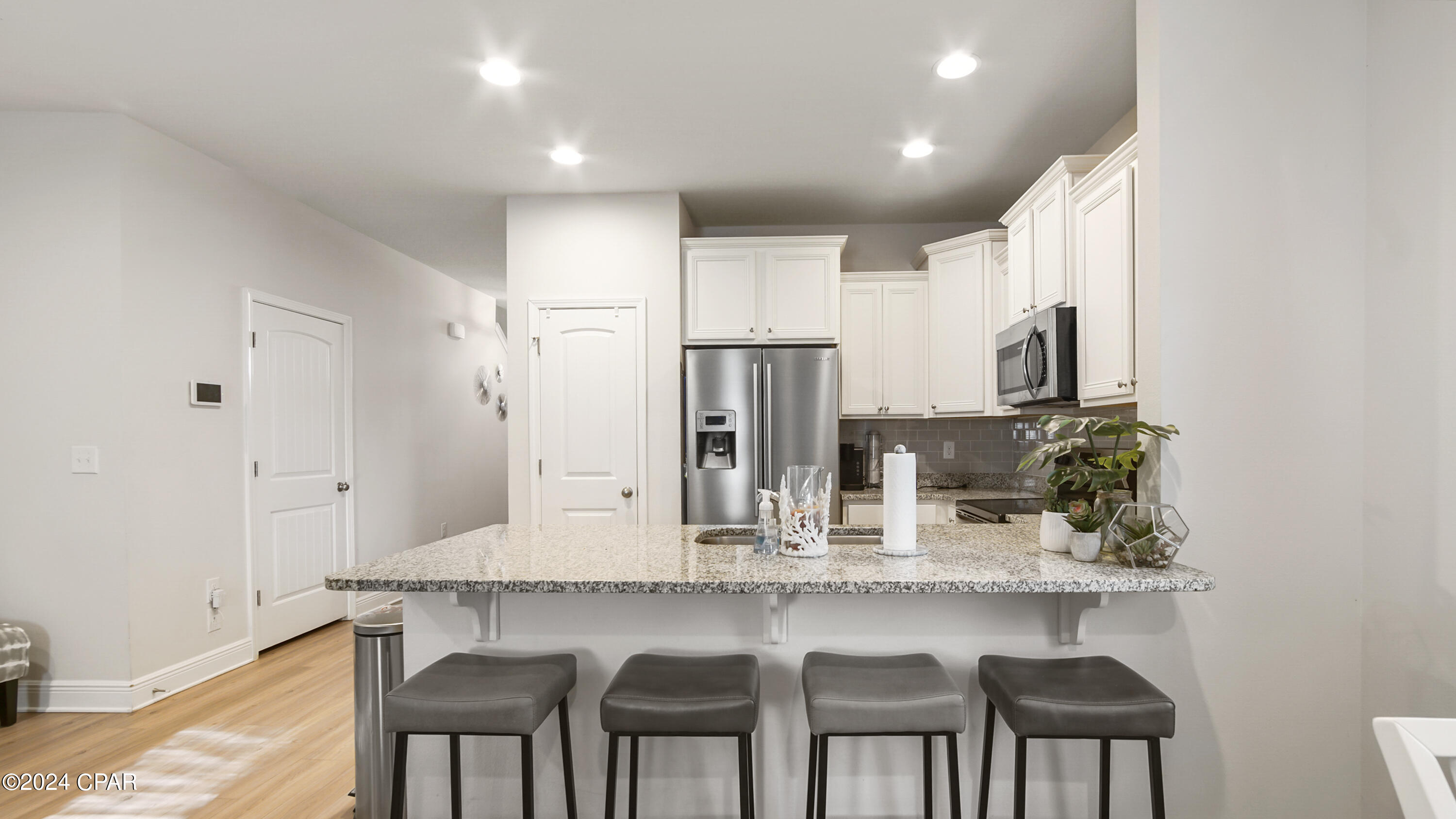 Kuabrbzrnlikcvn Eizxj_oruvbqnxrzfj6w5v_gwqu