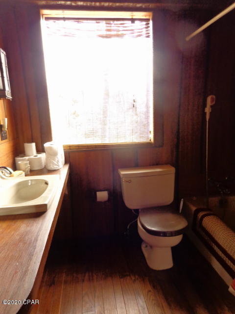 1qkldx3kyxo9nf82xid18i6j1j5jri1jsqhln7t4j7m