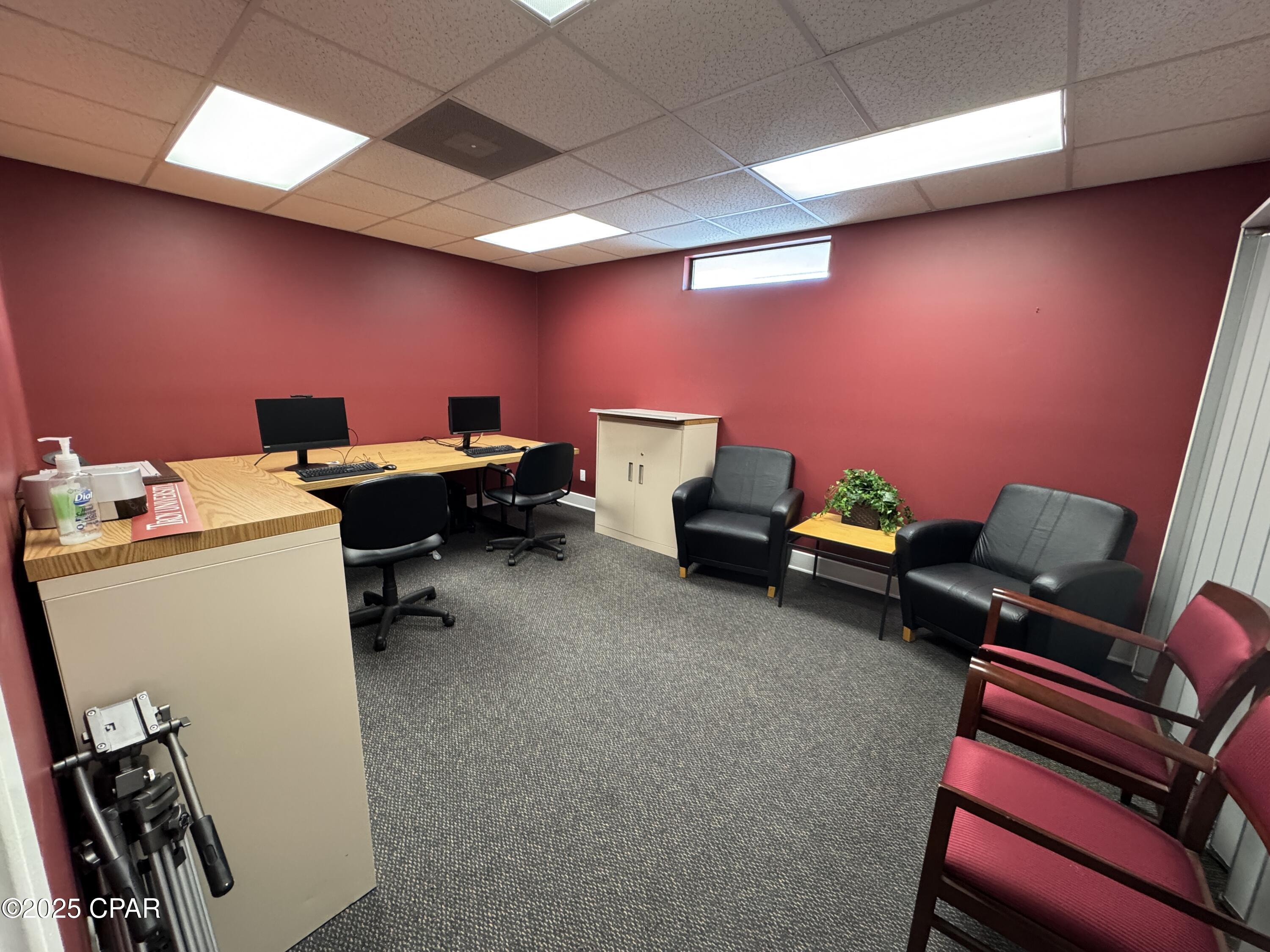 Vlaco2pe4_qr51mimz9ib6n9p2fytno4wctb4gz5kvu