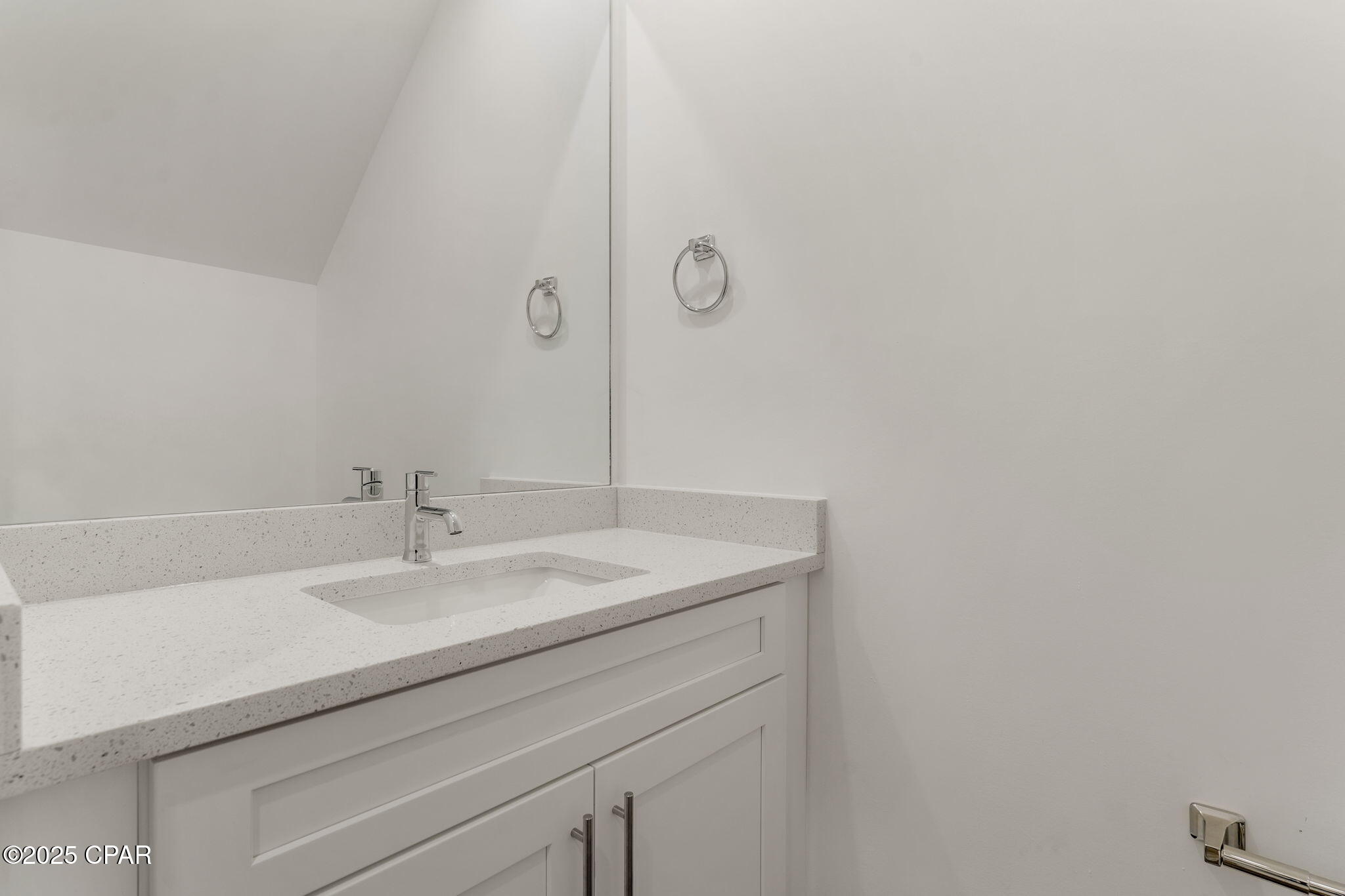 Iffouswt8gm01hvvbnvuhki3h9ubty3zlywmniod1i8