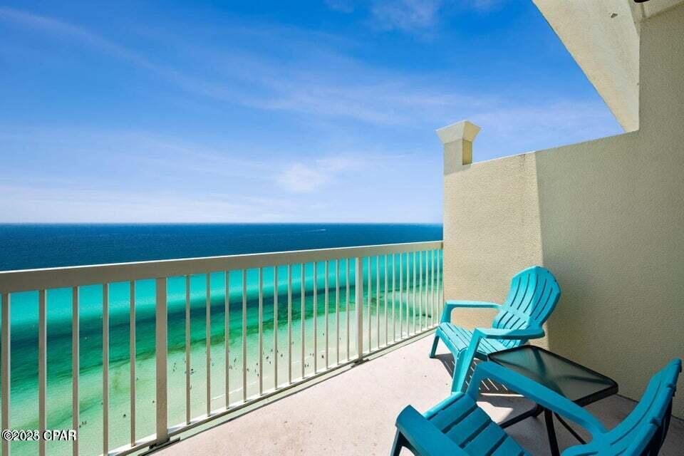 _jfietvlx5ysycz18e 0bpxlccnz38zwtq2xnear_8w