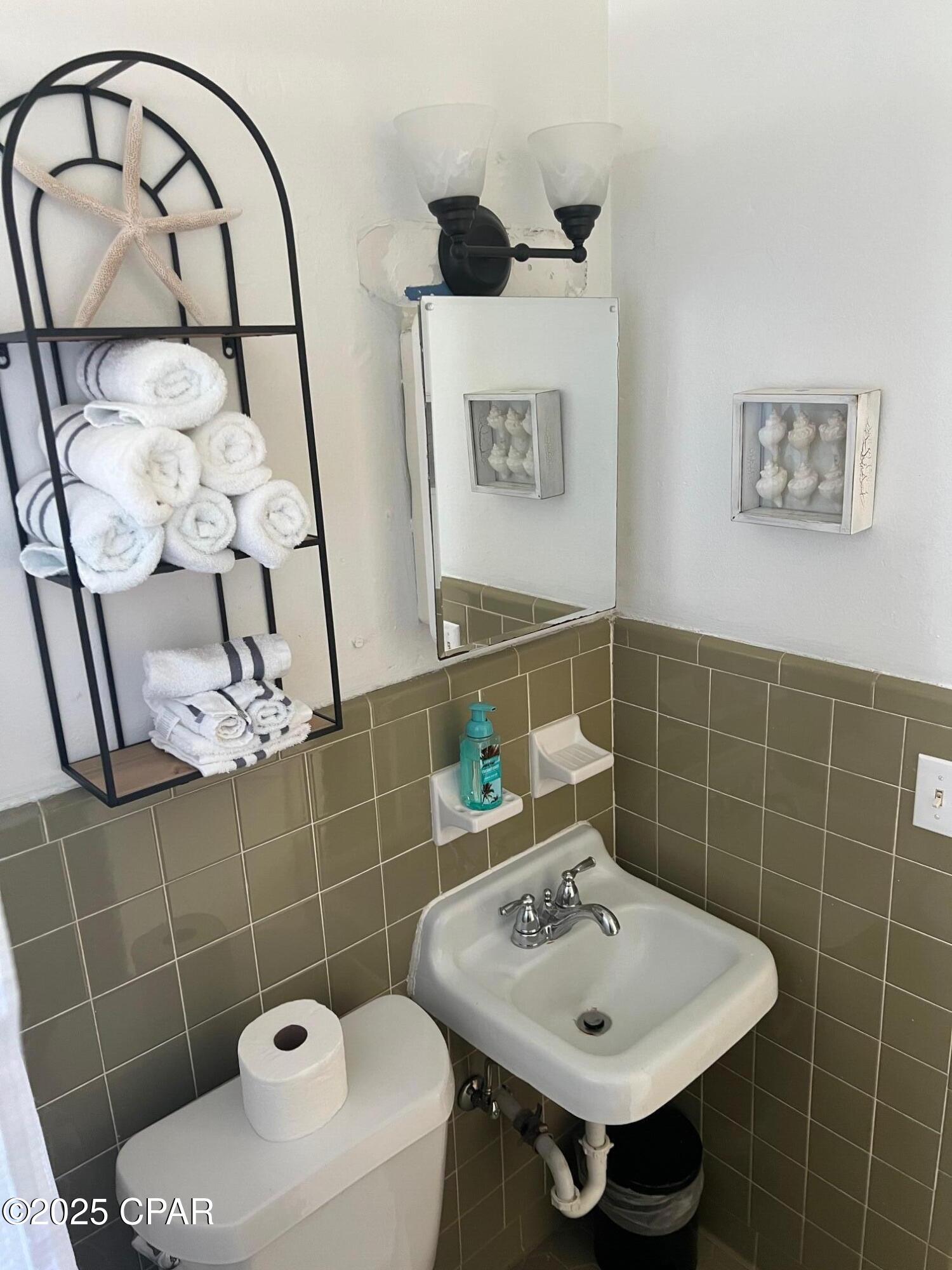 9myjxlgj16_lr1139 Gr31jmd2wjjye Lq G8phan1o