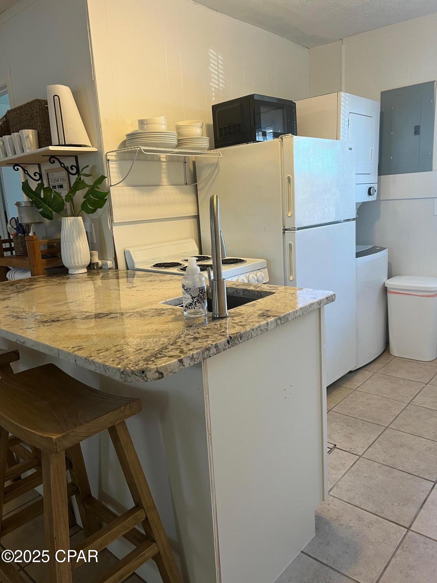 94m1zcq2xyqp0gmo_wk9yhj1ctjiwyvl70uqcdwnvja