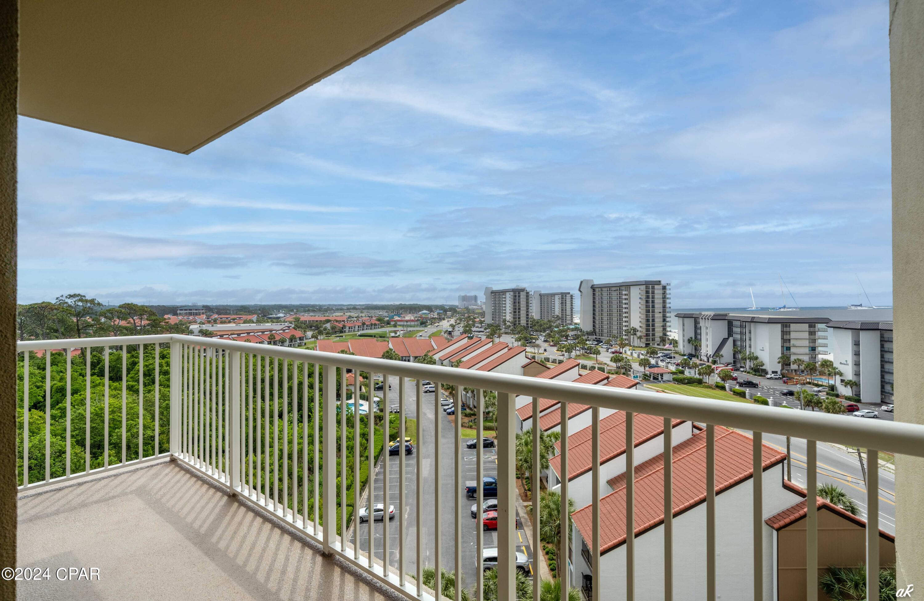 Lz_qgu 4tqfrxuoe_xxepyc8iagx9ti5uf8pmho3zmc