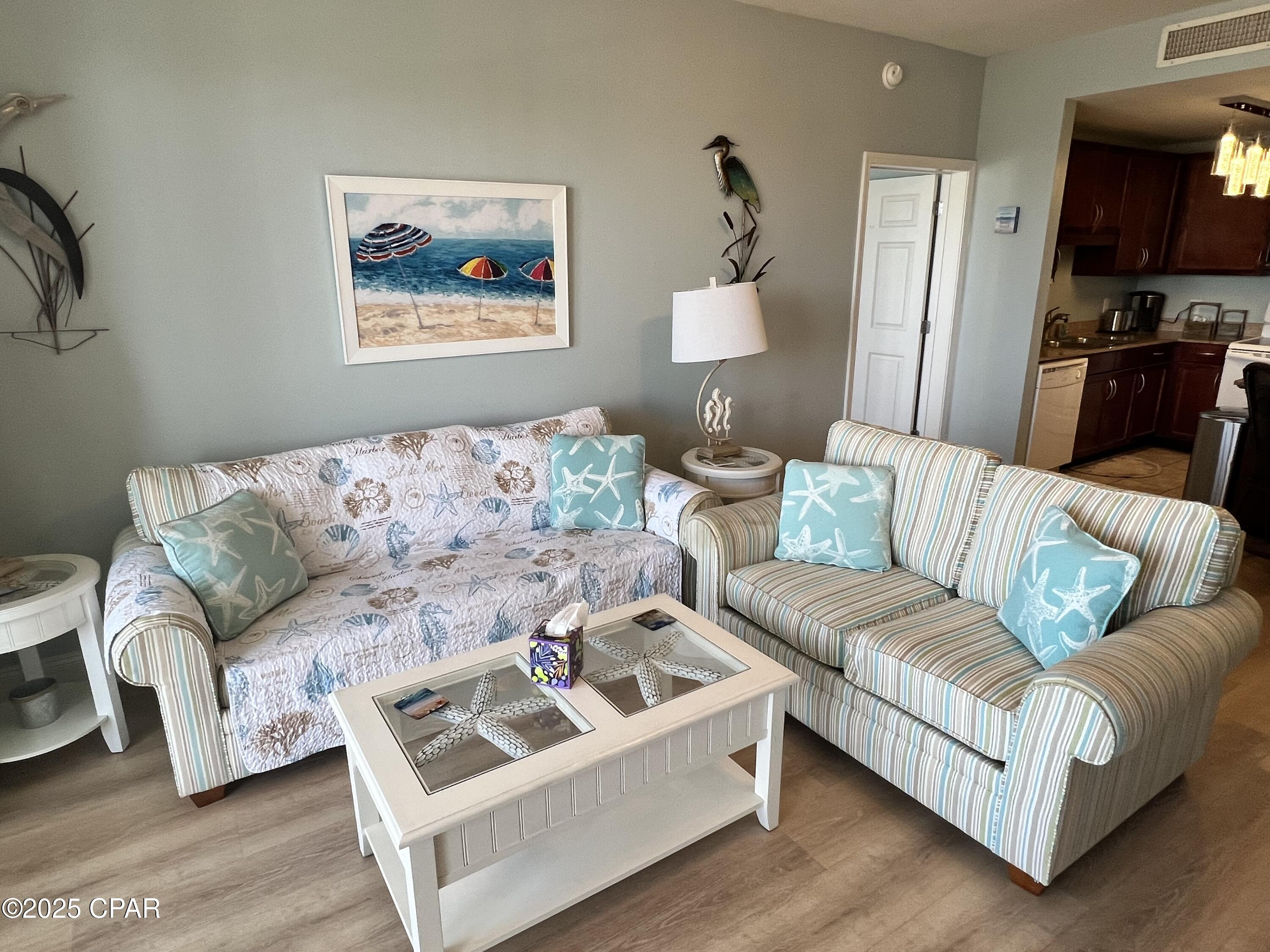 2ke5rg6dspt_8eettrhofn9q3yycg3mxeogrjj_llyg