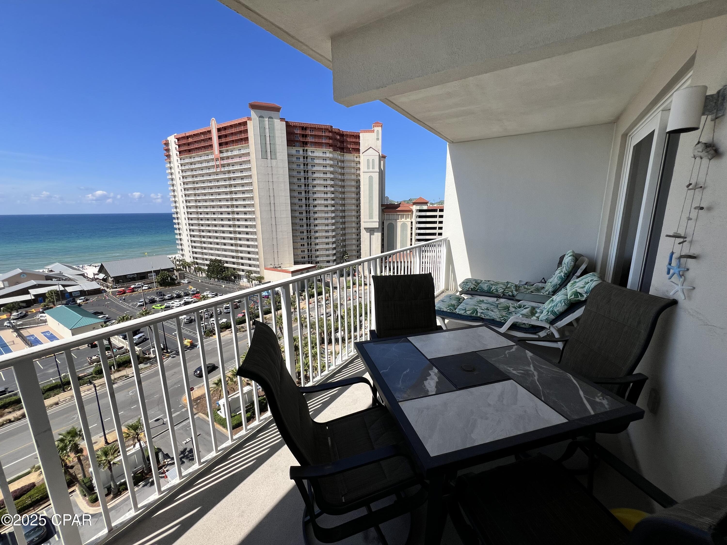 R Utlyundwu B7hmptykwu3yxrtzkjy_pxz_lghluzm