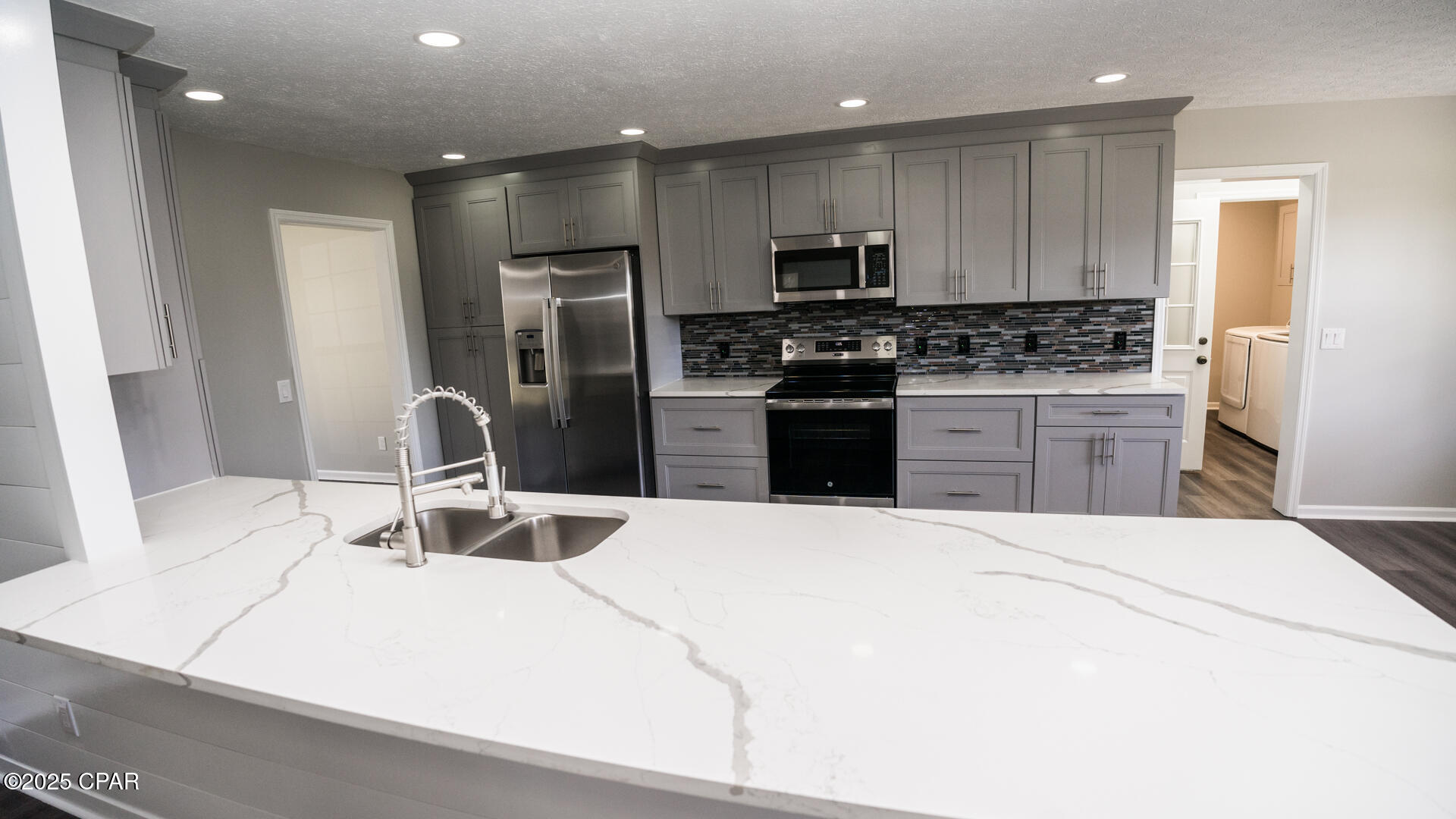 T4zyy8q8gkernqeuvaa7wigfgq4bkxcxxnc62fhlkj0