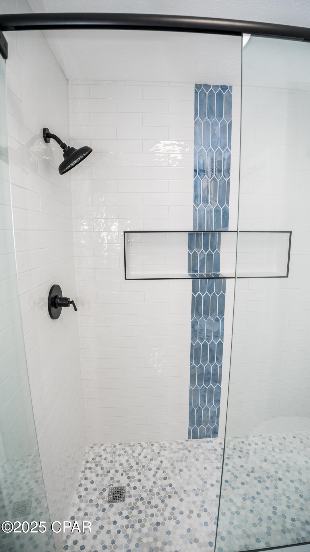 2riilqu Eg9jpos_5bfugxfpc_cezgfxc6zeefzrnb8