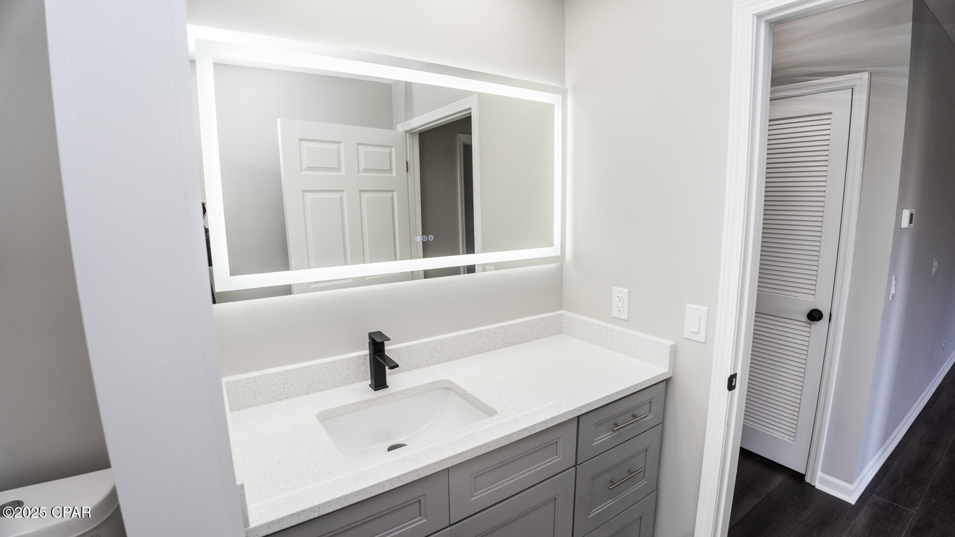 Cl6f1zw073rx2d4itto1t0bjpej1mf_eonrovbl Vuk