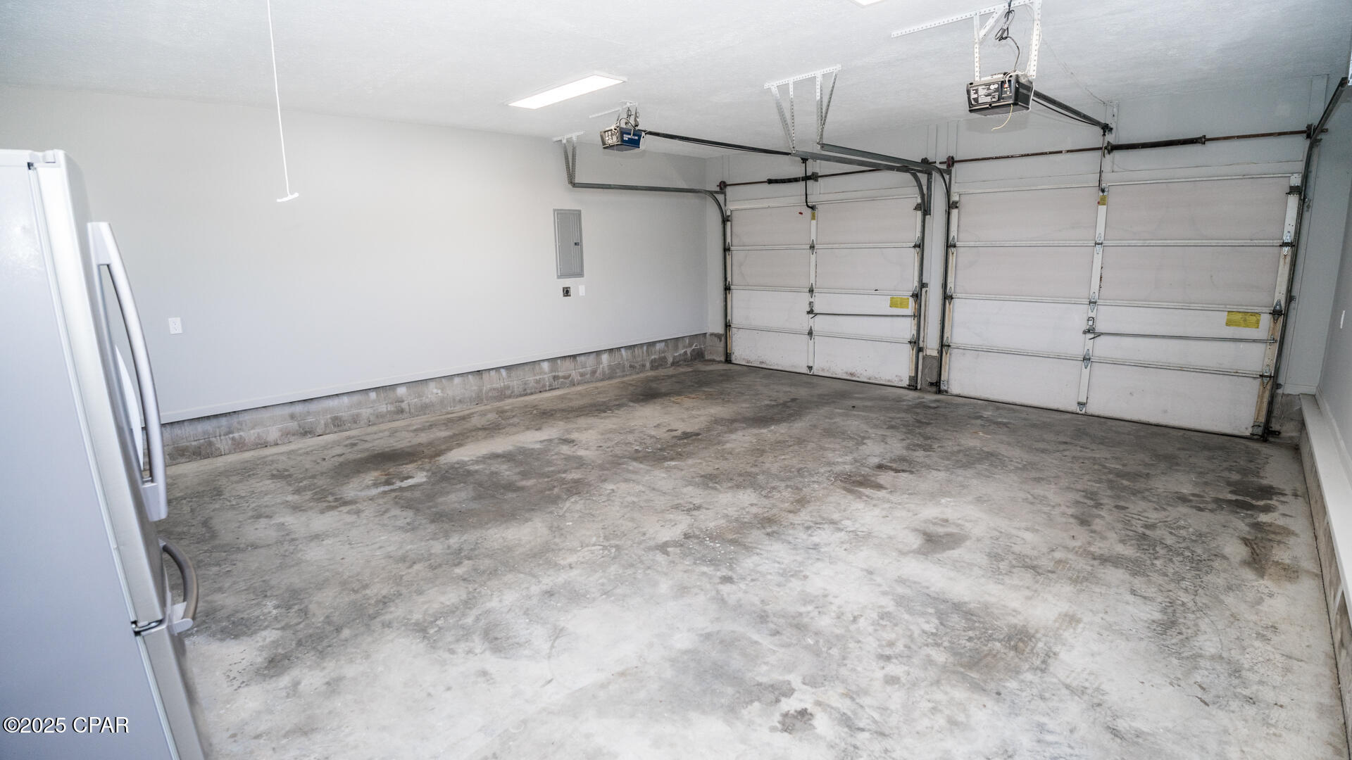 9qsrnrosafey1g2vn98cefxqggmn6q_upwmklogxmvw