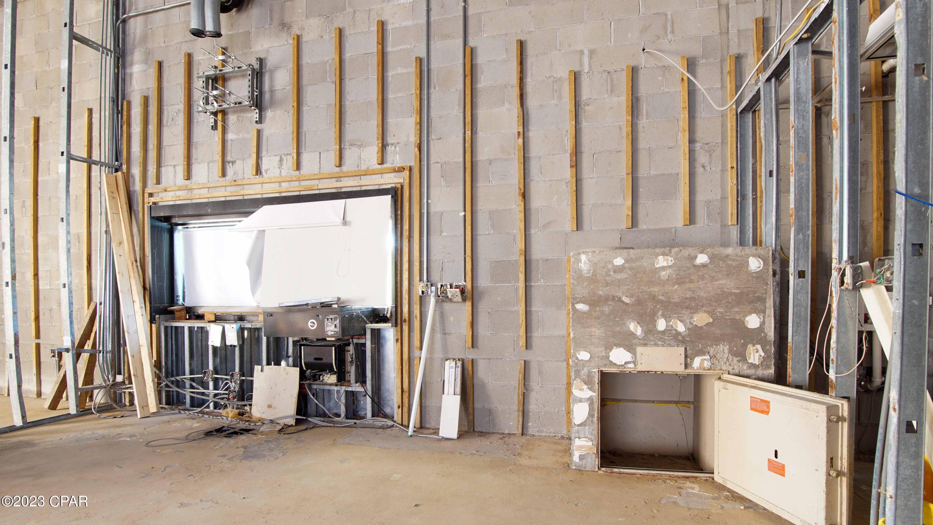 Qmegixvesuhddaggsty7ryihhi_p95jb5kniafladty