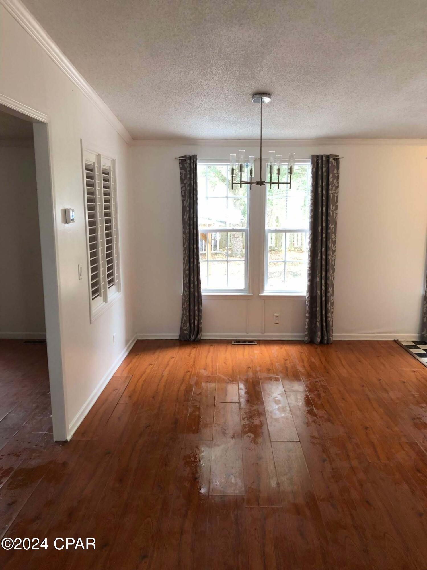 McDivflgy5dux_izh4i Enmbtq33kdcx142biwdzm4s