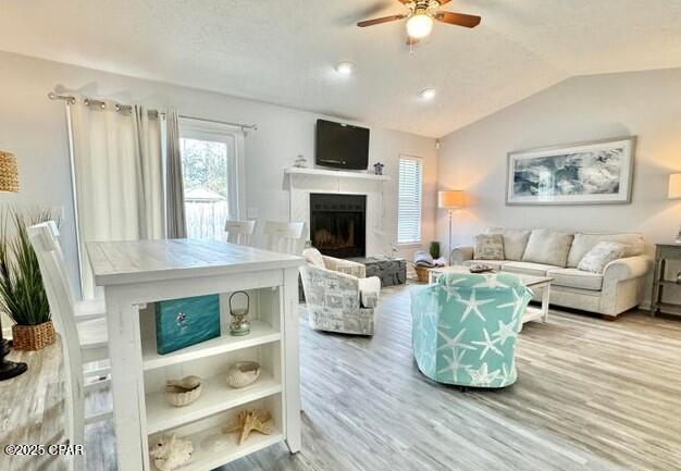 Ejf2owdiniztan3wh4zrn9wvxeh1snkysaqv4mwqriw