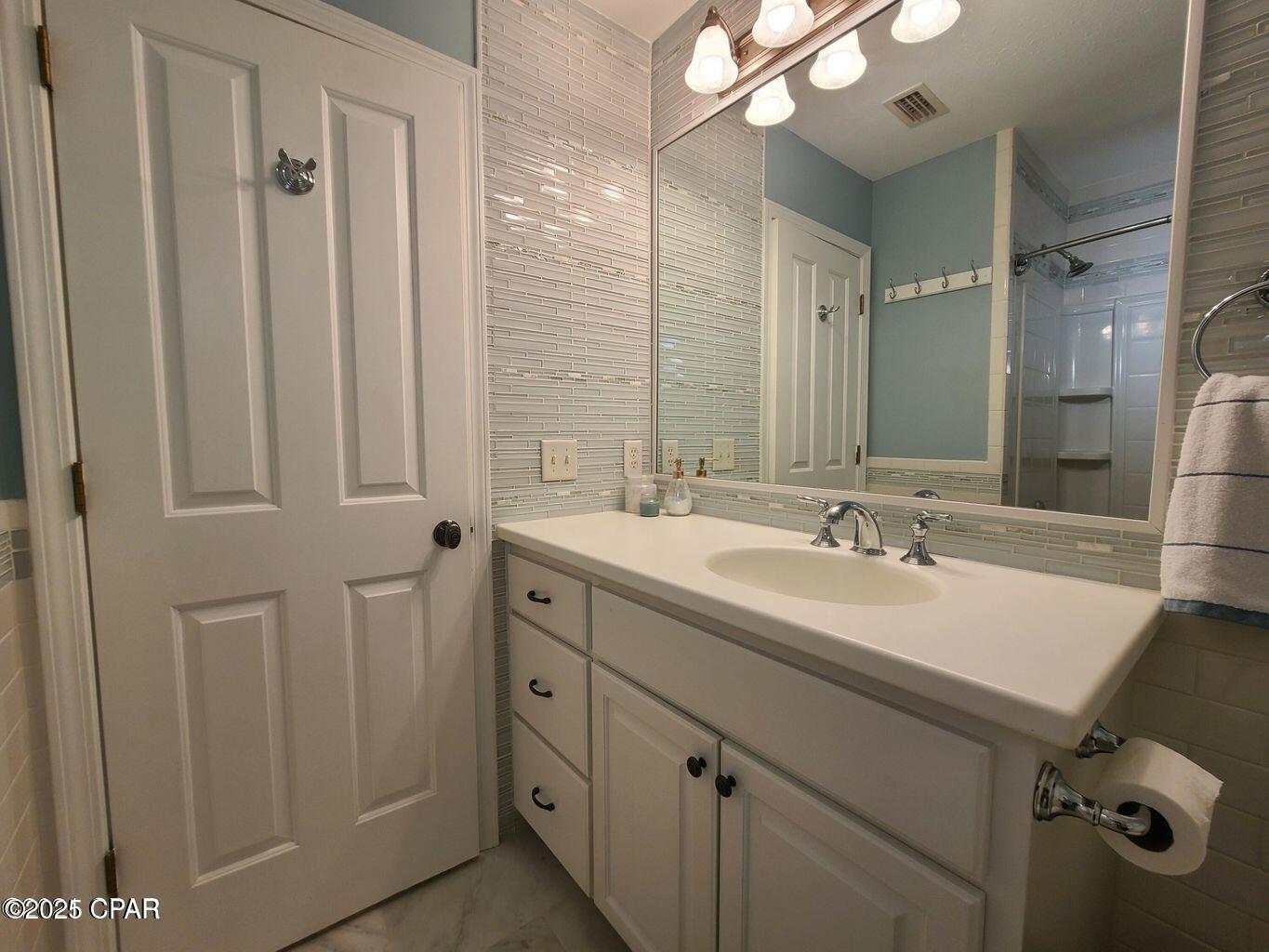 6tlb51td6lgp Pl_0n5vnyxvh1ca9aky5yg3t_c8trq