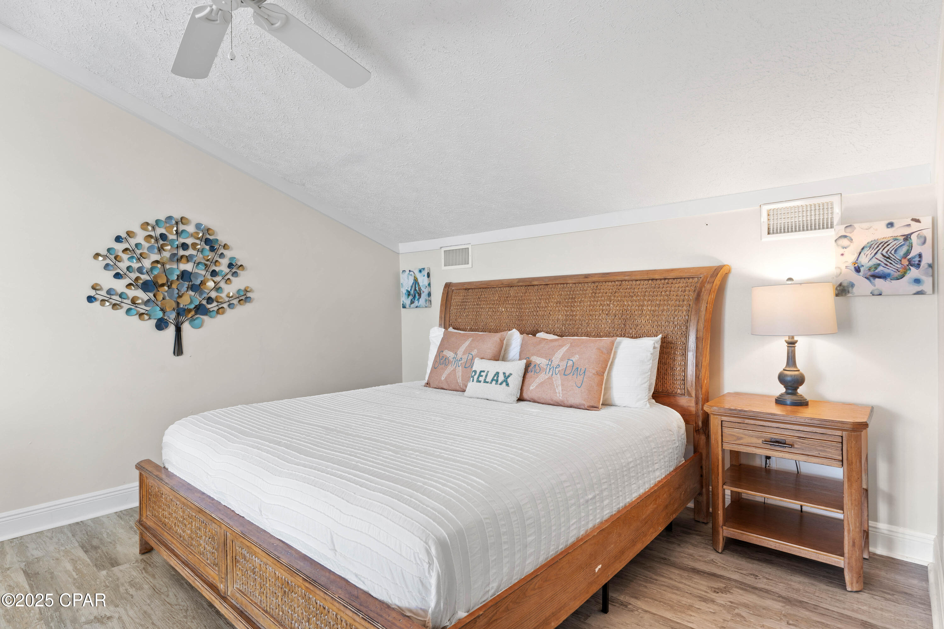 Jwmzfvjqb5v0ide_k_8tpqrdrgffym1wzoq_ywd9ohk