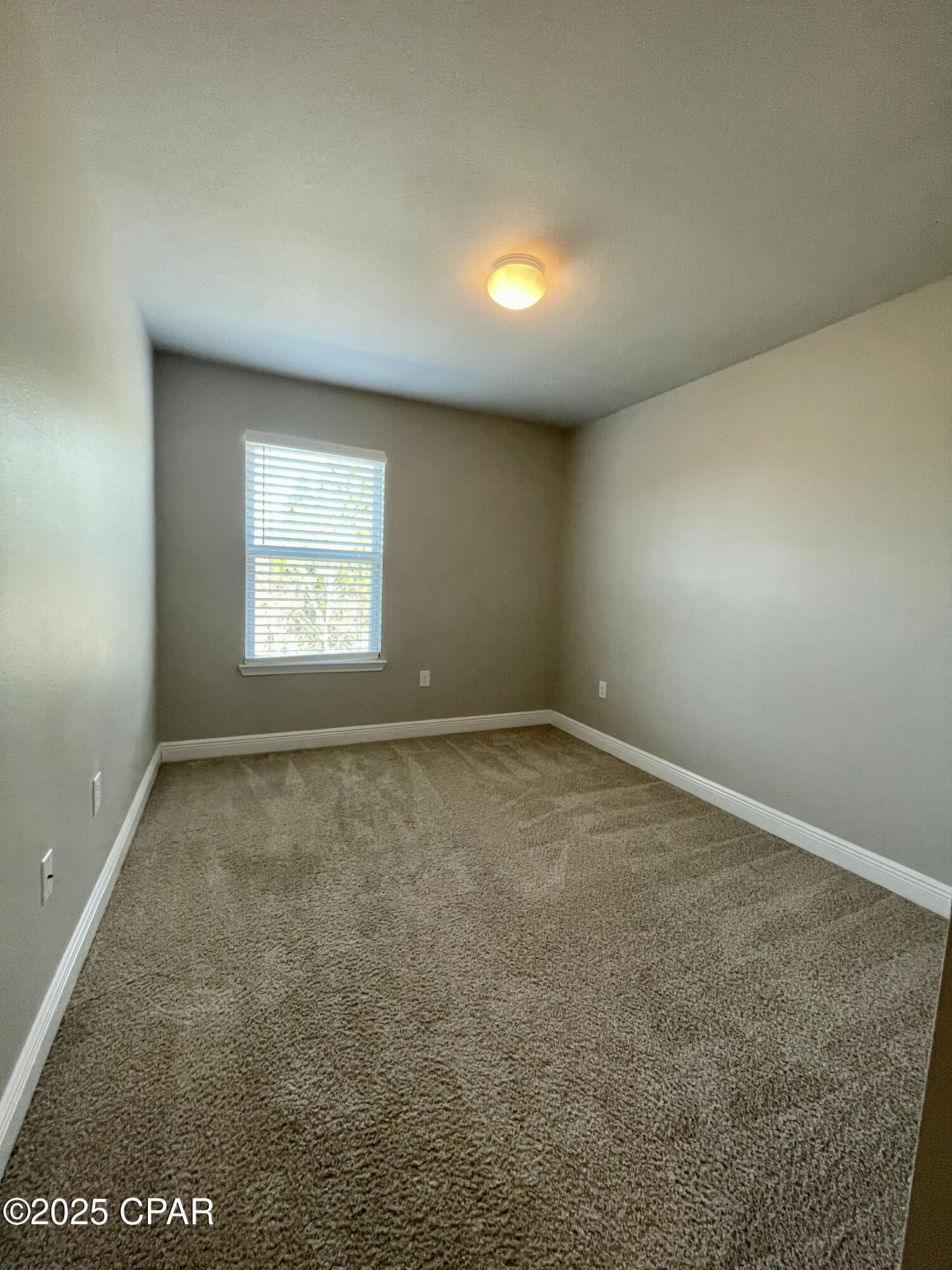 Vs1cma4 R2omzvakl2zthsvvyk81y8suumjhuf5qhok