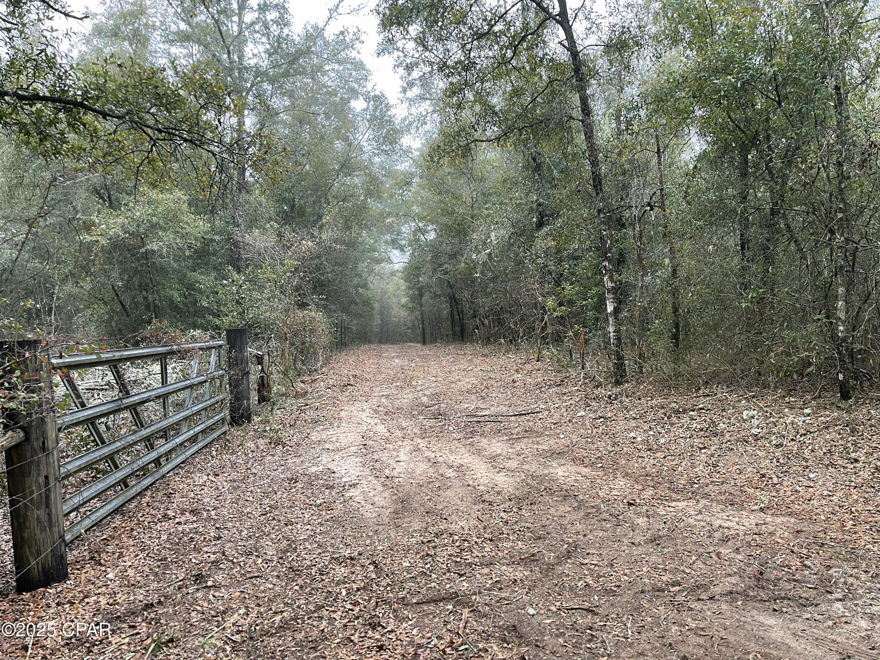 Cwzr0makgl4nunifp7n9b6ackv2suylgatwmbhz4_cw