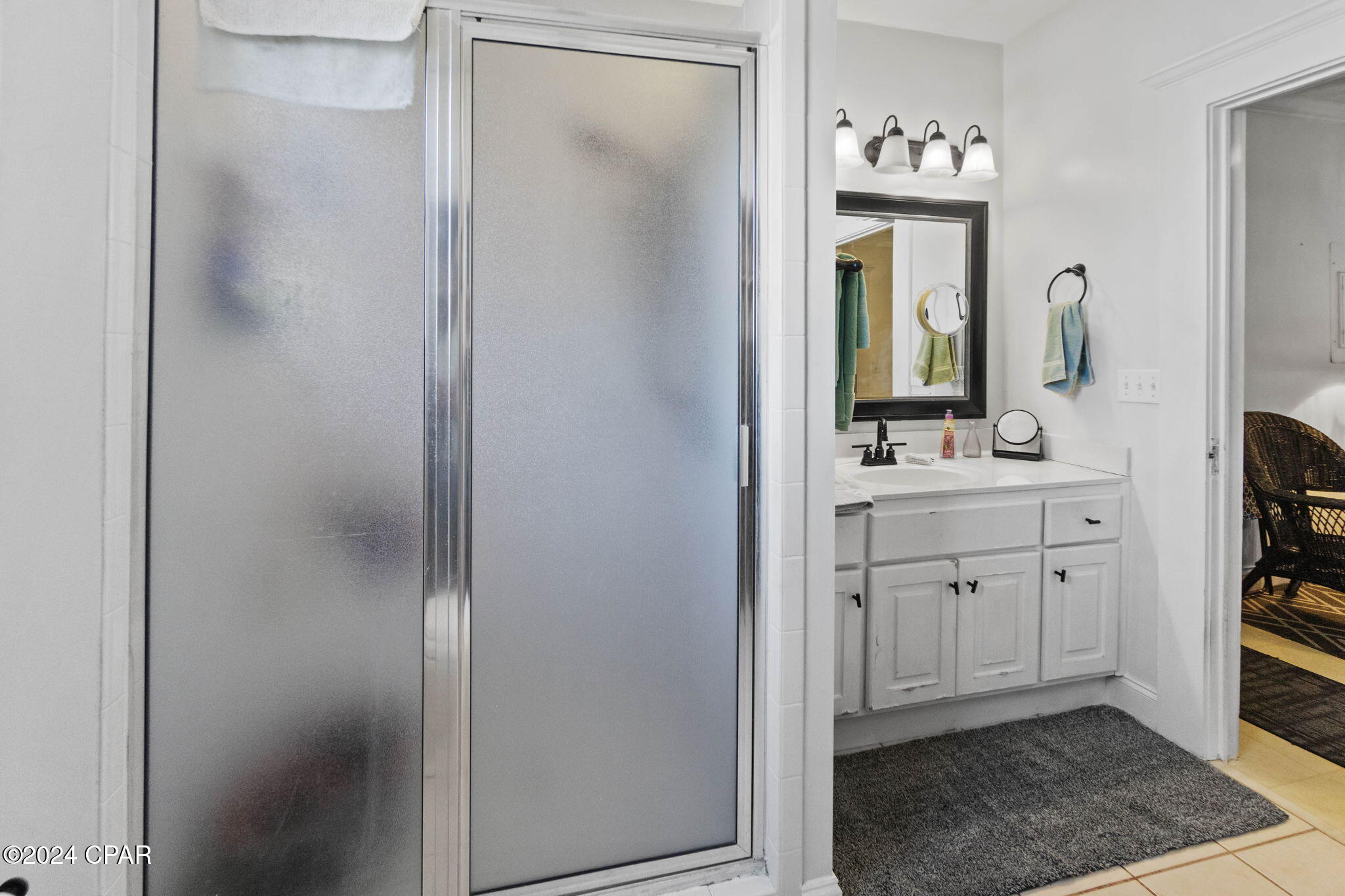 Kxxm9l4bbg Ymms1czj4l_c6tzcvhkdgibaqxm9yi8a