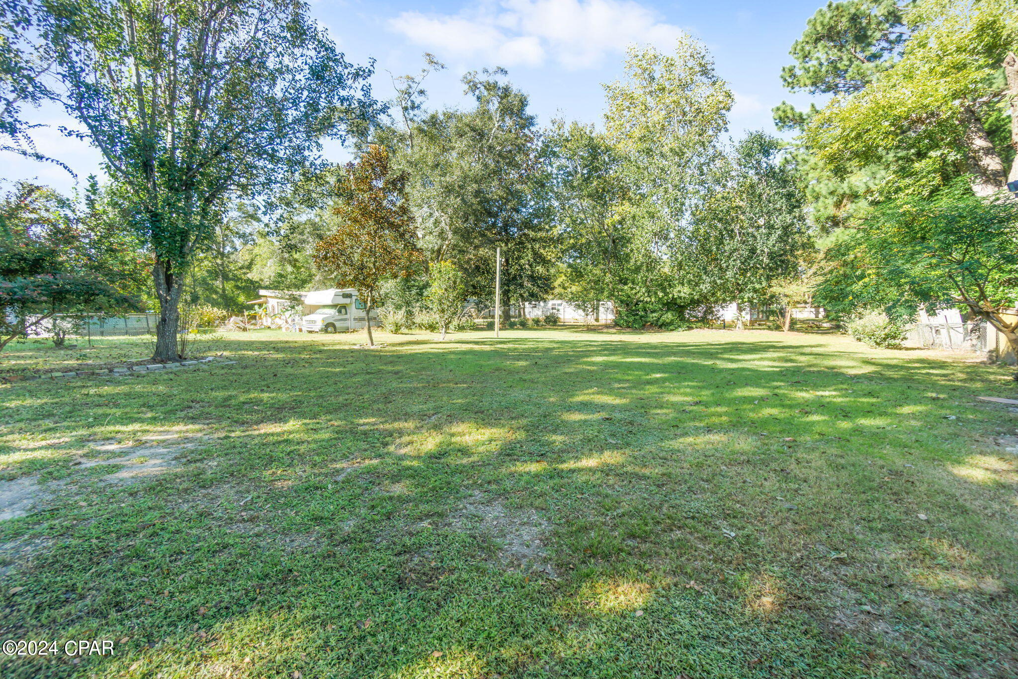 Image 25 For 632 Main Street