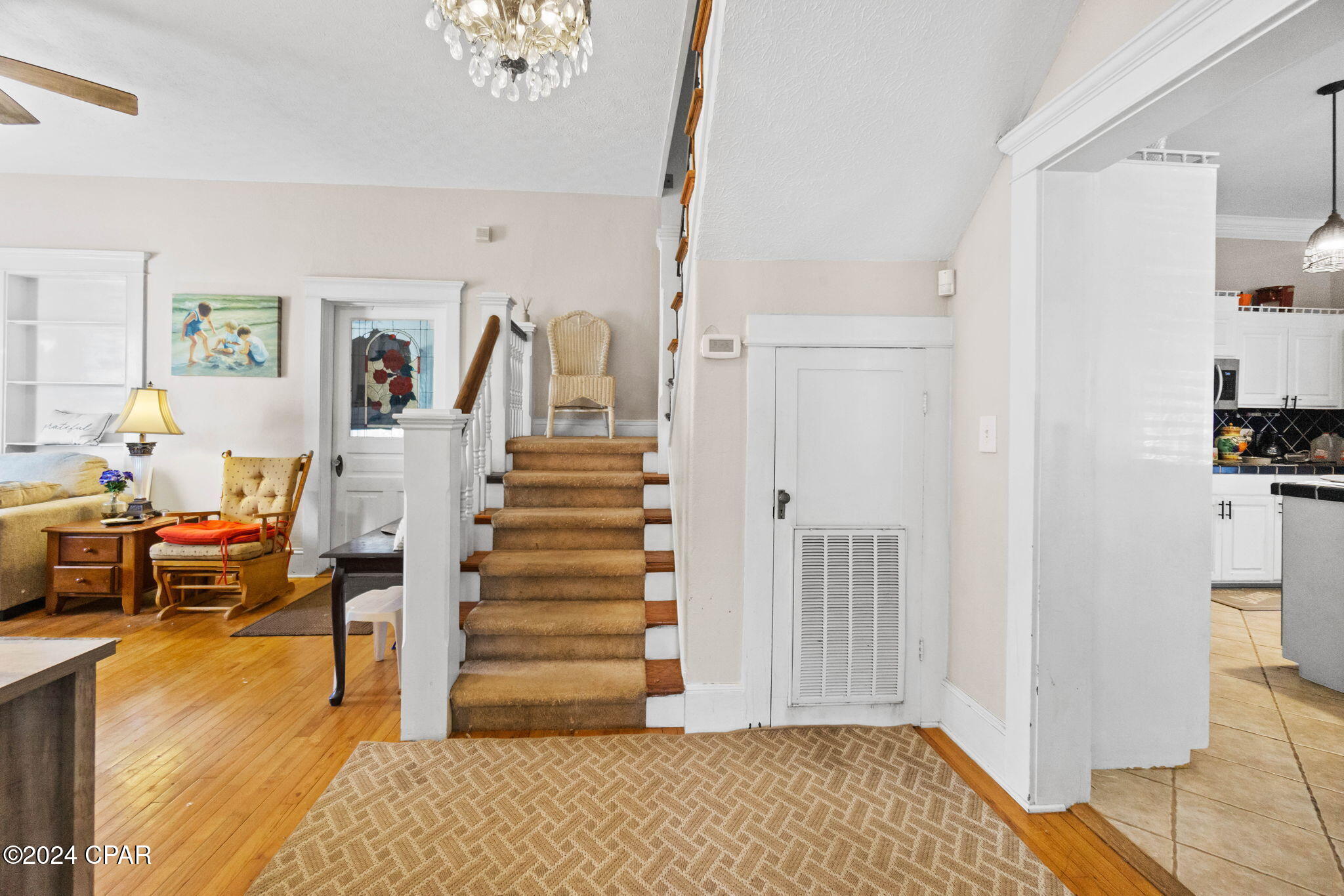 Image 6 For 632 Main Street