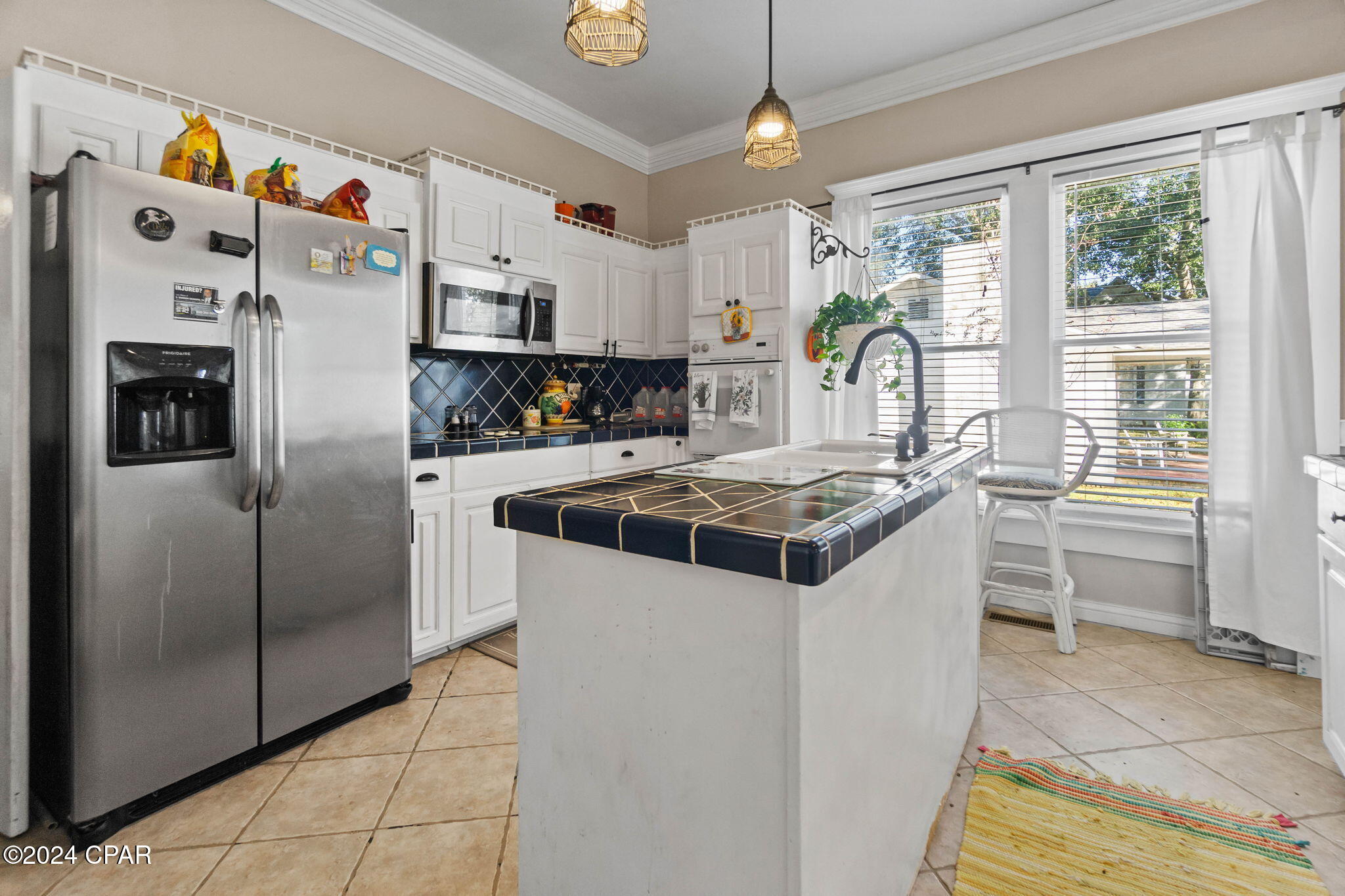 Image 9 For 632 Main Street