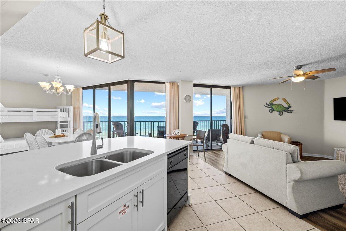 Cqaruh0kegk489rjjjb2cydz31nnb7jwfuwsqp9iqae