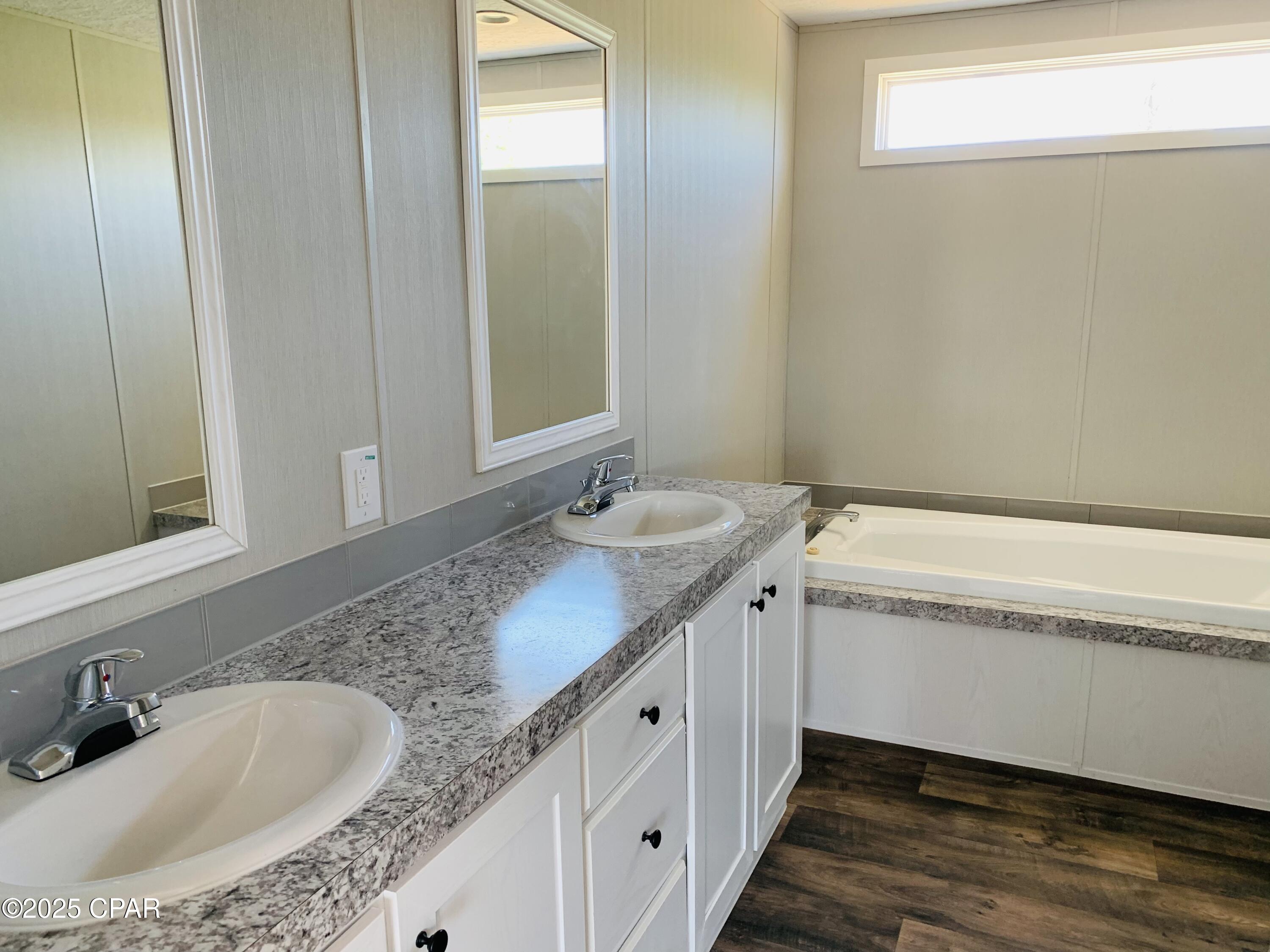 Ugevyleqlxn3emzqz5qhxpsgrlncbeh6qnt_qfzf0qu