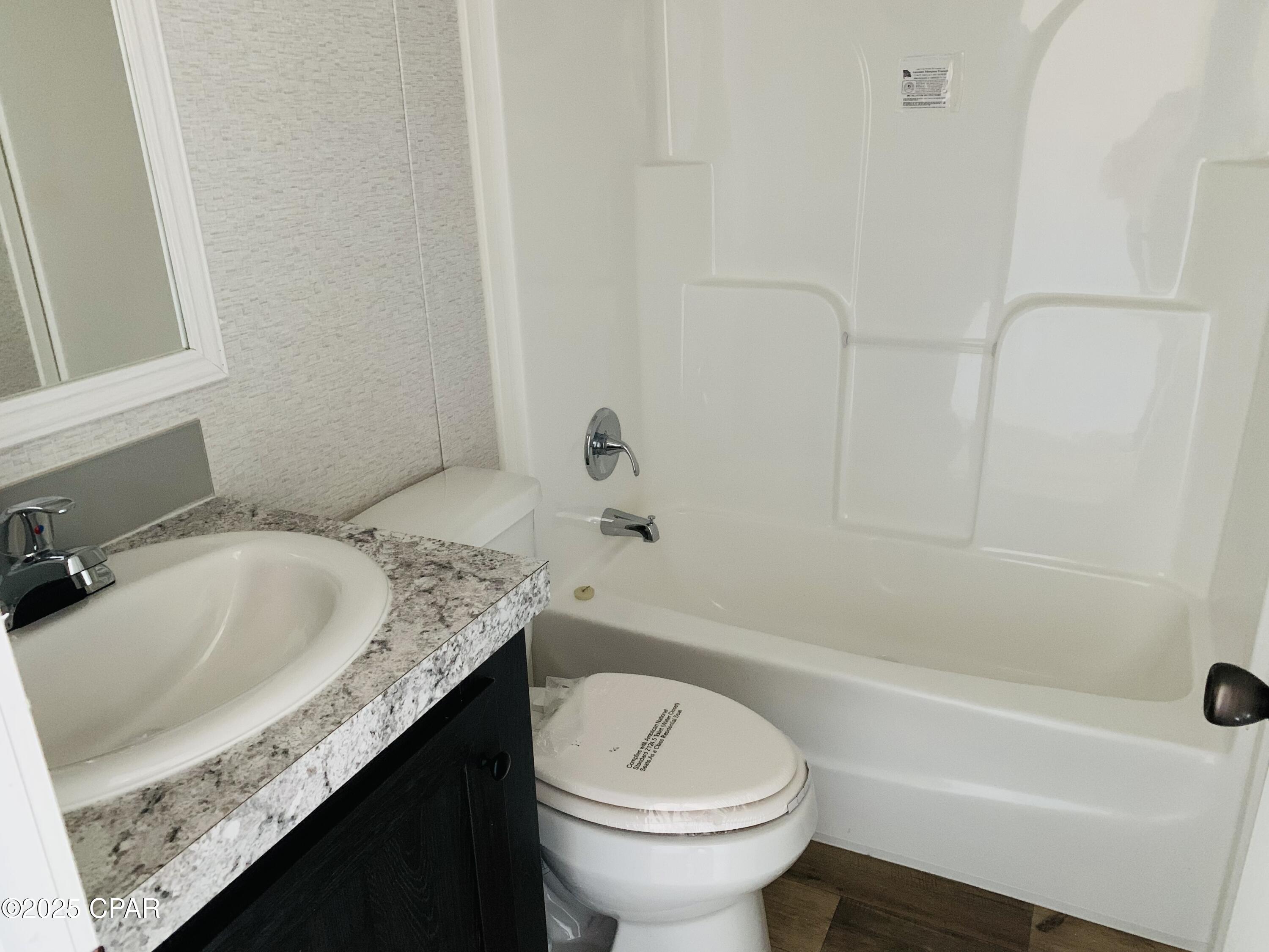 3xl4l3sc3lwesqv2xx4nqoirh0enm 1zsssh8_j9ma0