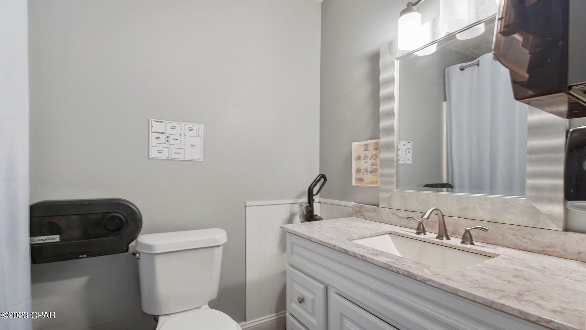 Listing photo id 22 for 105 11th Street