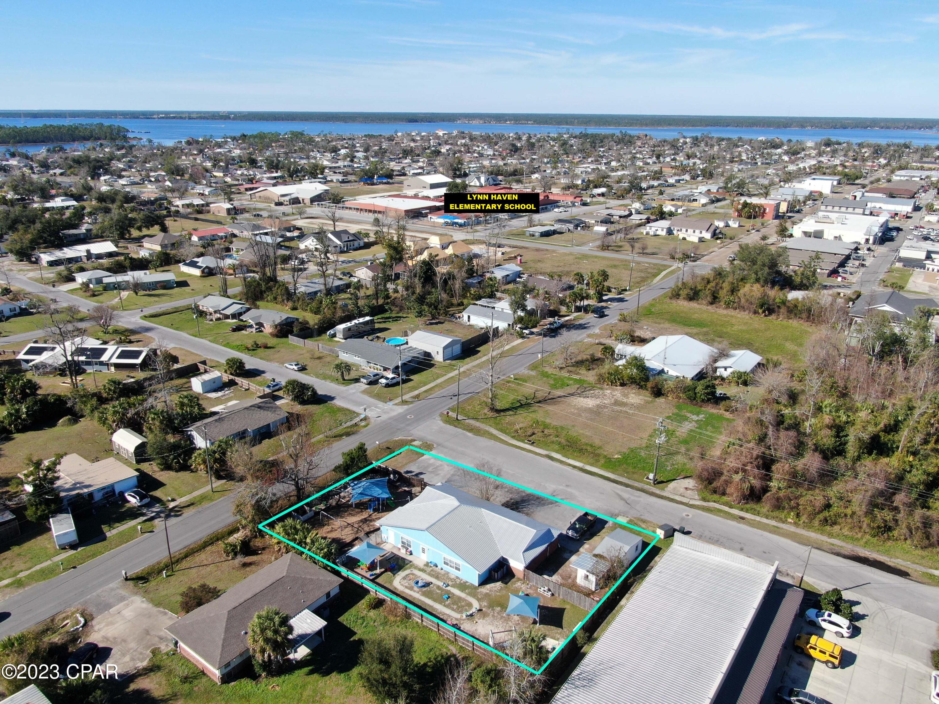 Listing photo id 33 for 105 11th Street