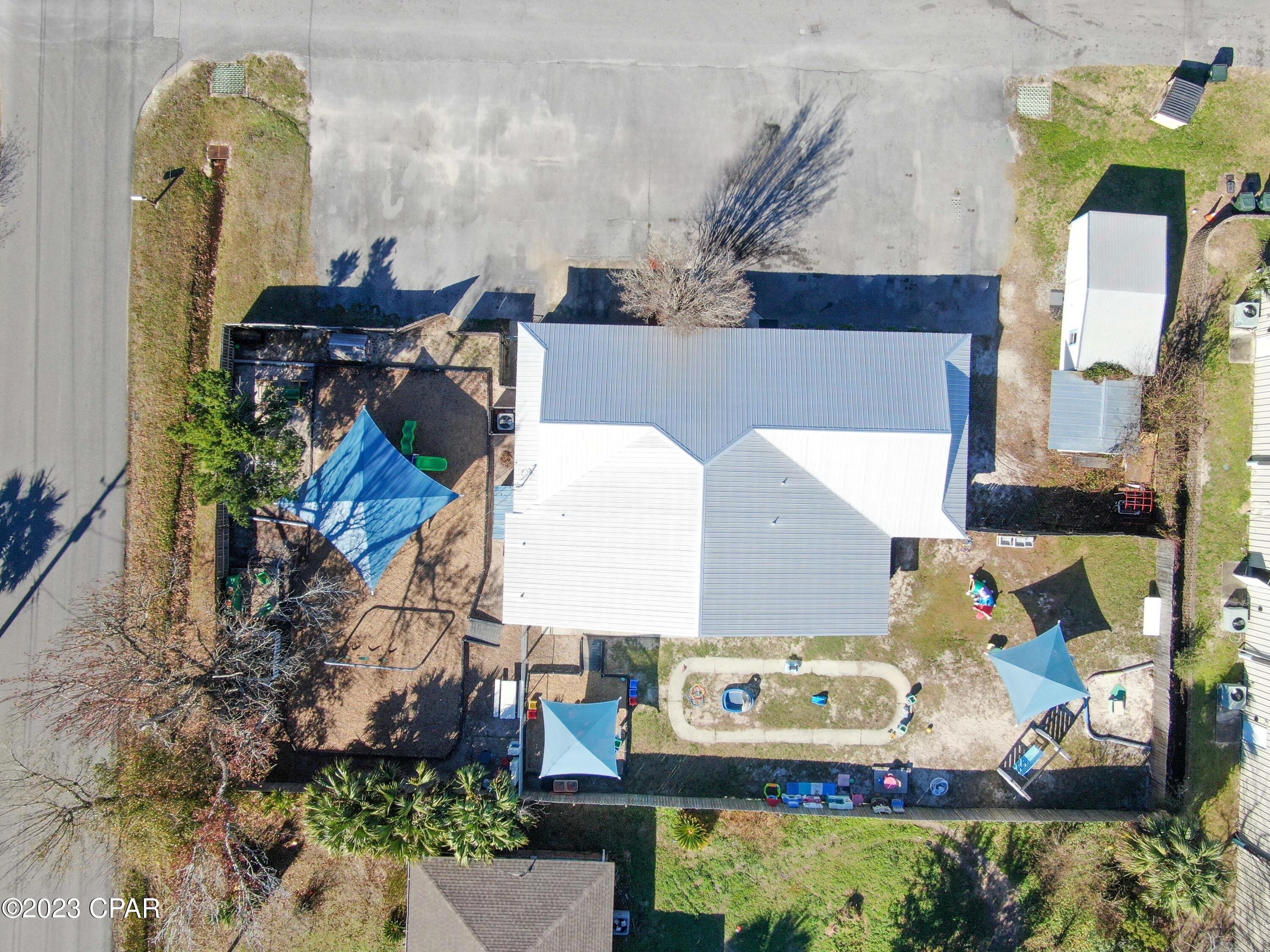 Listing photo id 35 for 105 11th Street