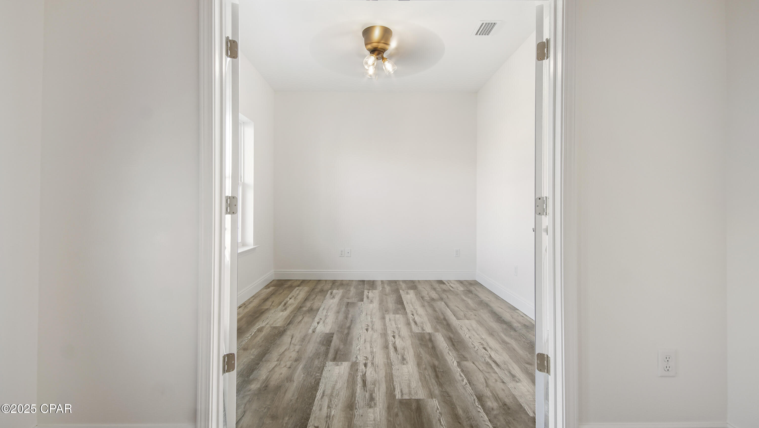 Cetow6cdbnkrxwgp92aarymhj87nbidk7xiffksvwbw