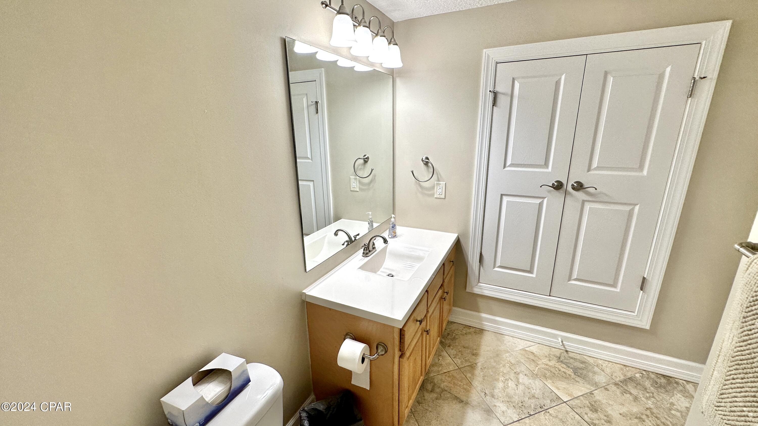 Q_51qpogzti6d H_shlhejlbgi705o0zsn4qcloovmm