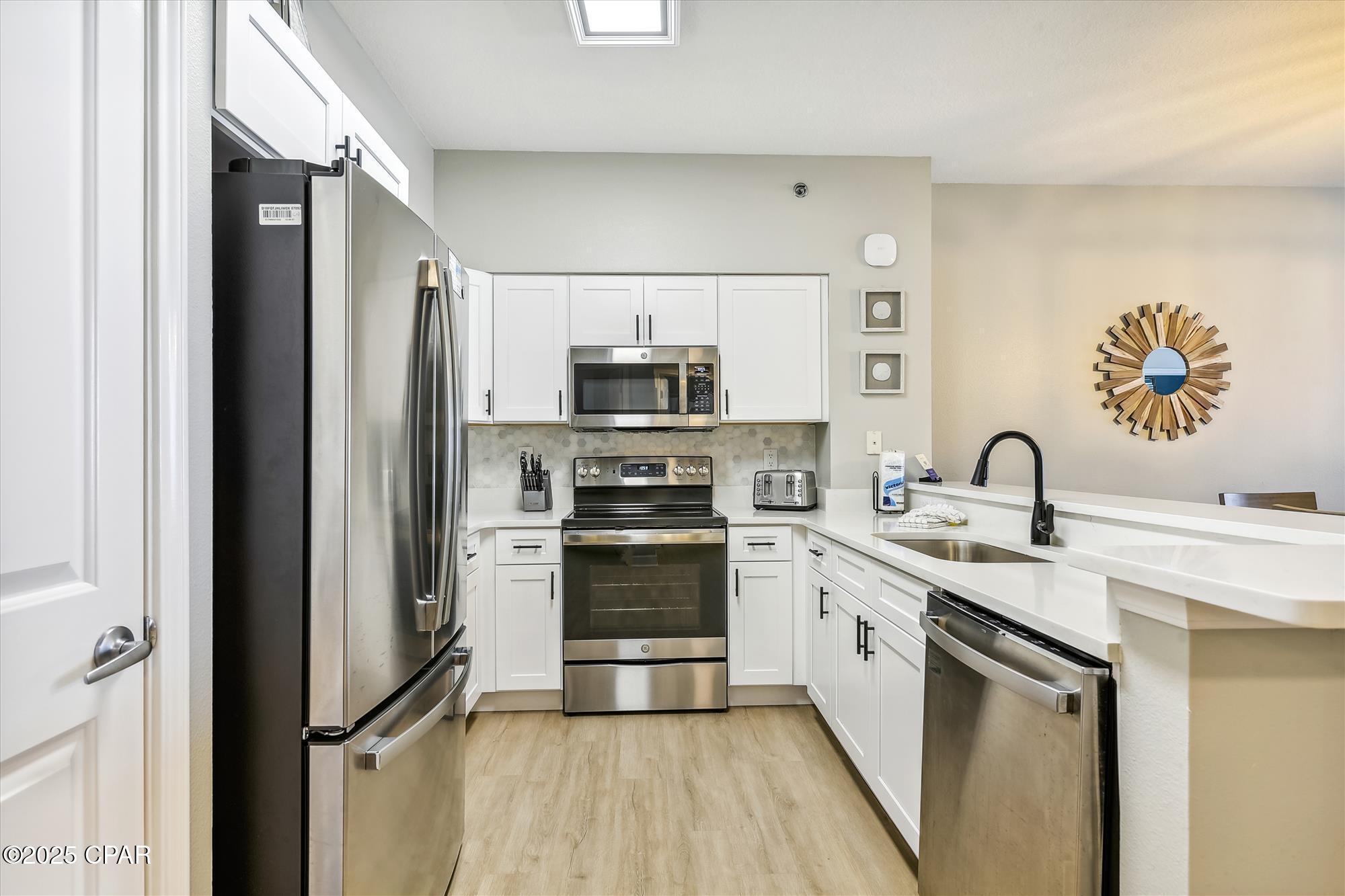 Yb31xevc7rsunhprme7jz Kj4czp_isdawgjz_2xnfo