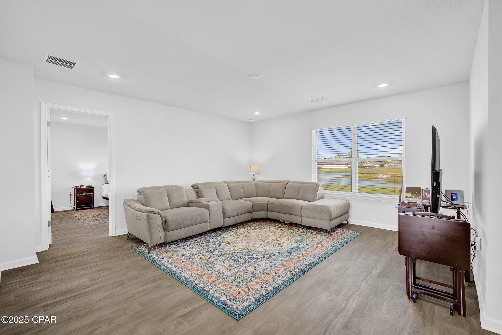 Sfxyzdtwq8geakrbifzisdzpeto621igg4sux4r3arc