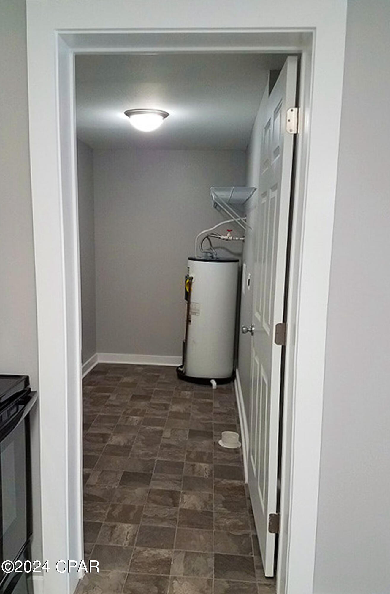 Image 4 For 425 19th Street
