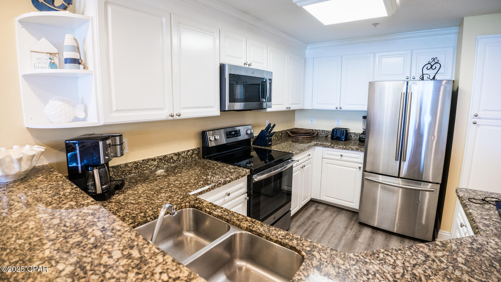 I8ulzxuwaezreqm 4unfh74ypwlwx7sxssqpurjg37e