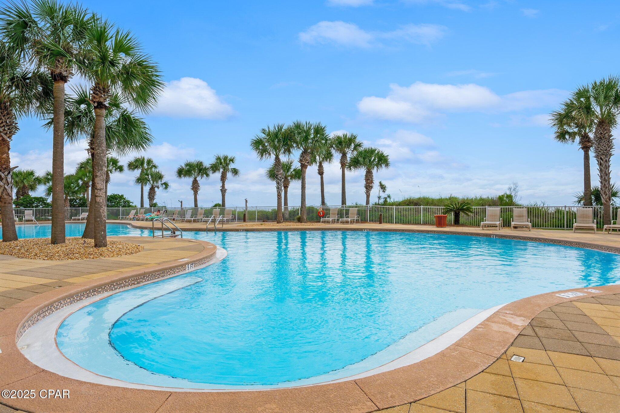 M Qgj9c1vzpxwqlffuc7jcqq5qmbq_uvmthqal 8tfq