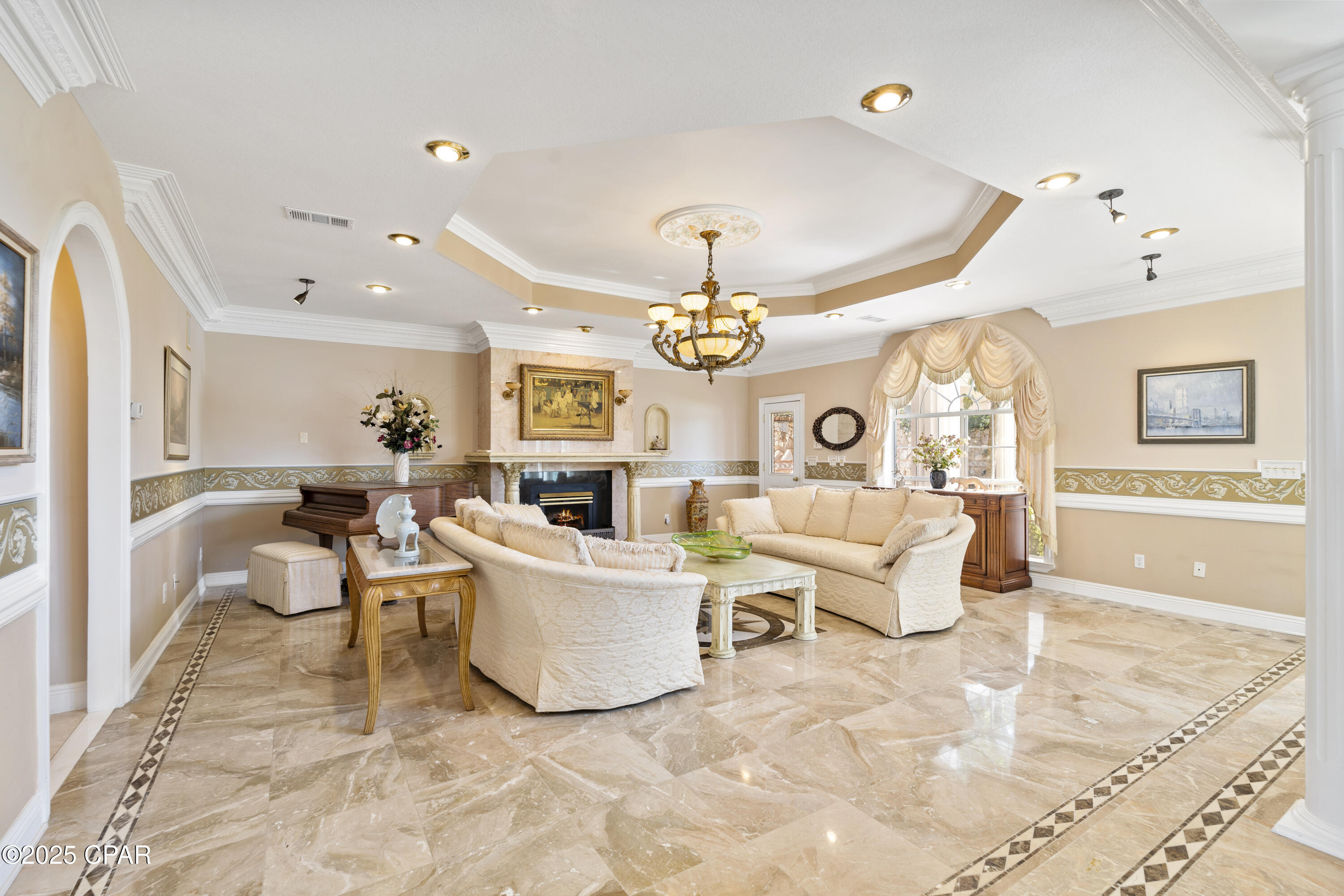 Vcdrljfdlbhzx94lcosvjj9_o5udjwh_kzwkriydr3w