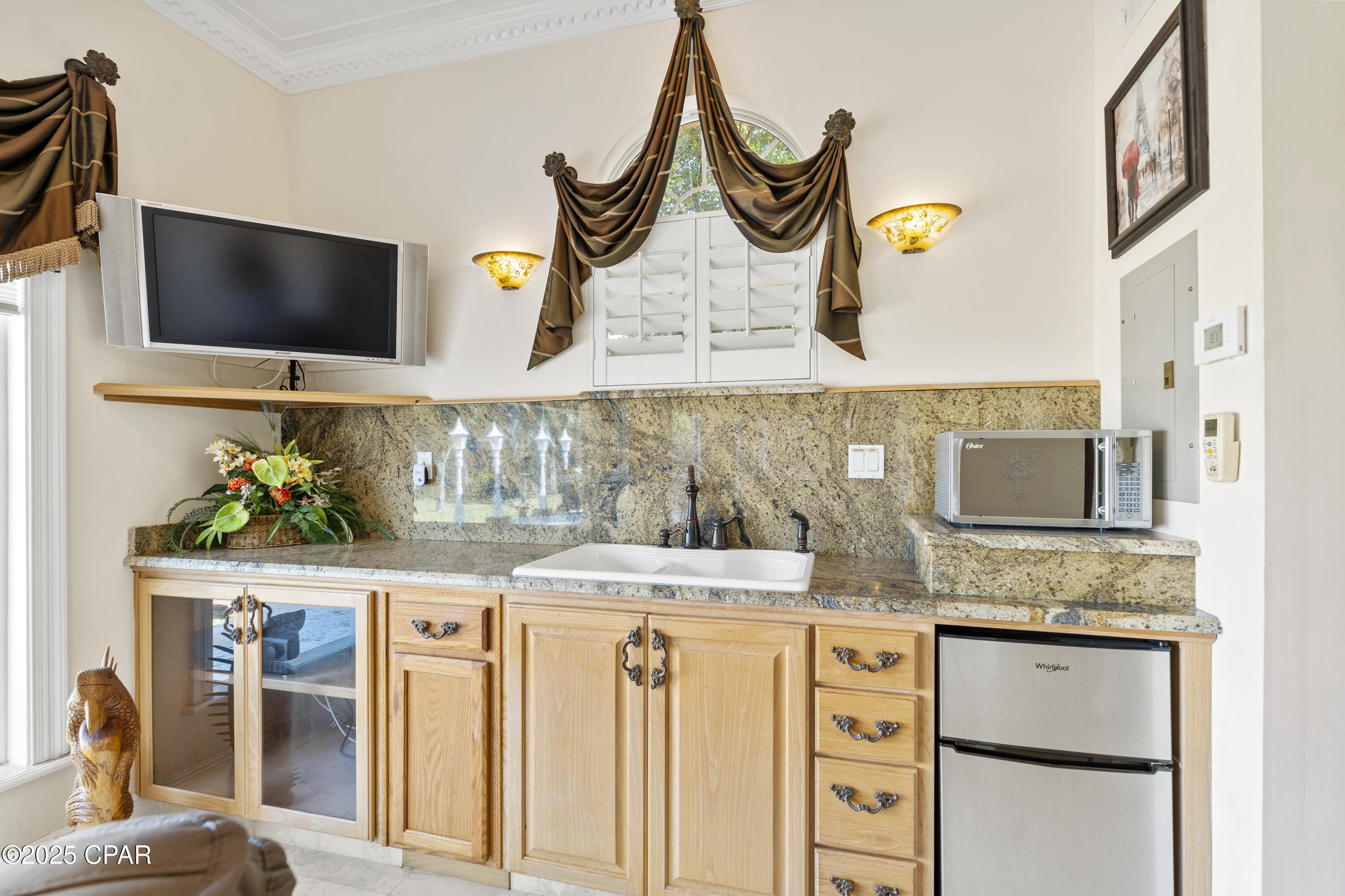 Gizi2ulnnomdxwh2ix_krclvyyhlvpux3g5fgwubnue