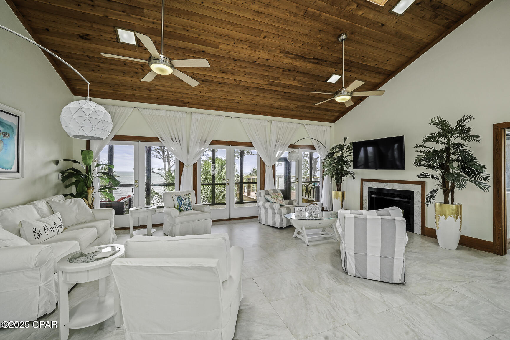 Aihzswgo1ksn6l6dg6yntcneiaofwt7u_4mj_bwklom