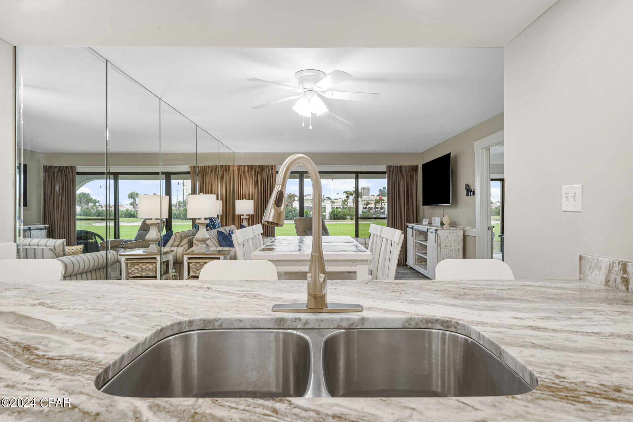 Meya4_q7eaayci Jchj1o5em Xykxwqdbh6r2g5haf8