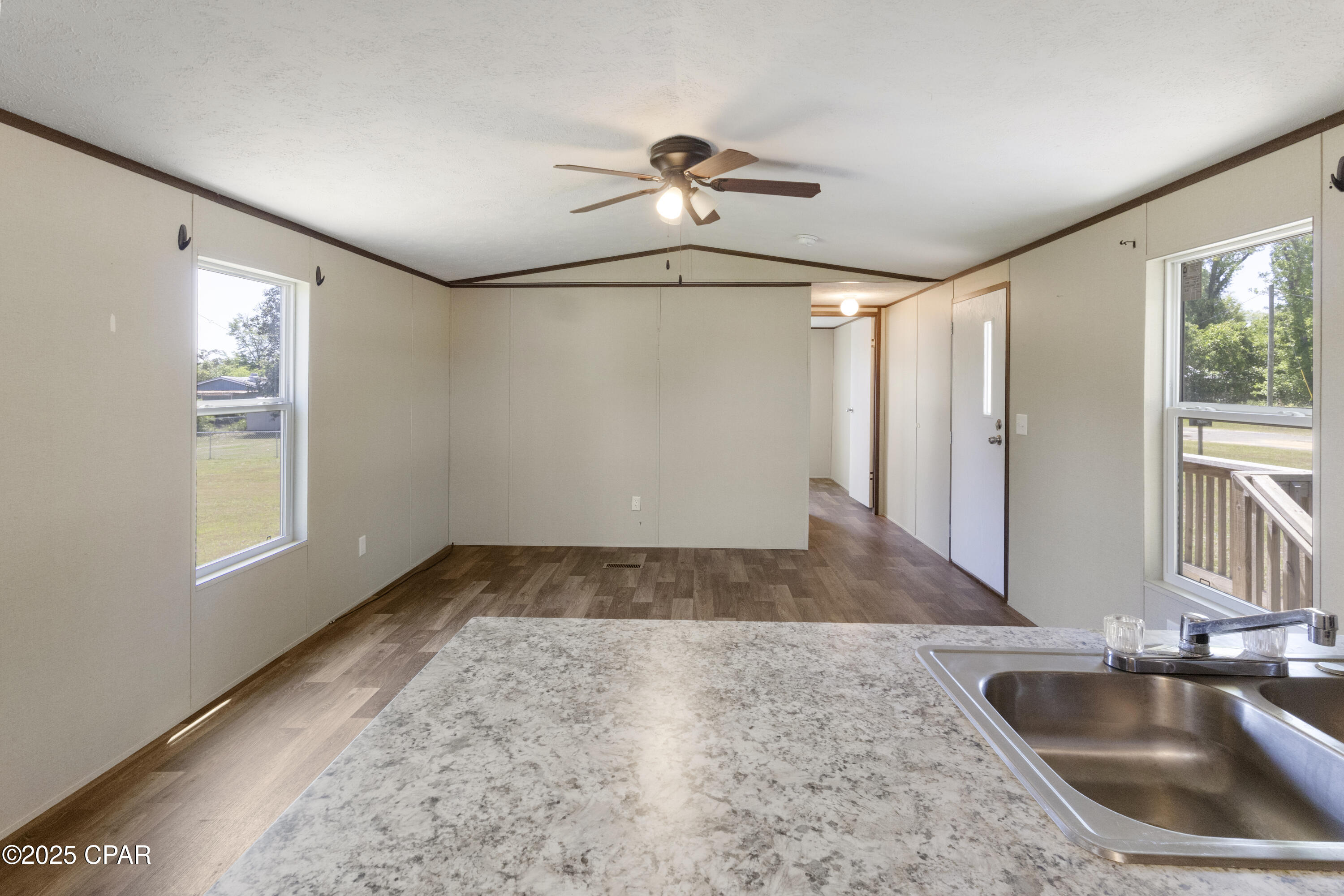 Eyennq7qpux6yjfws_ewhkzmrpvxx8 5cwej7tw6jlu