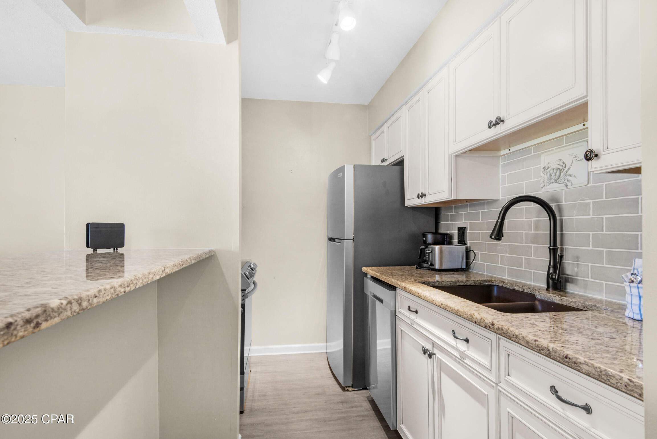 6szs2tlxfqkrqznteu3adynxywzyaqgpvrimct8btkq